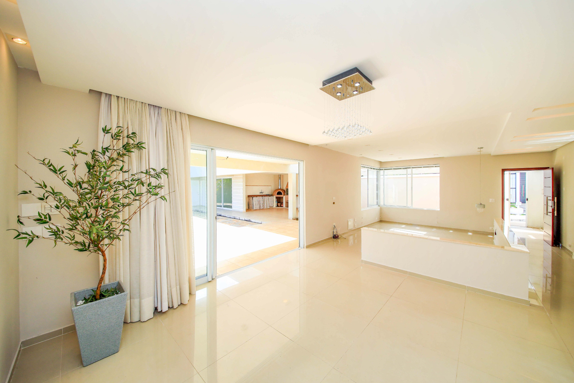 Casa em São Pedro: privacidade, lazer e 3 vagas., foto 3