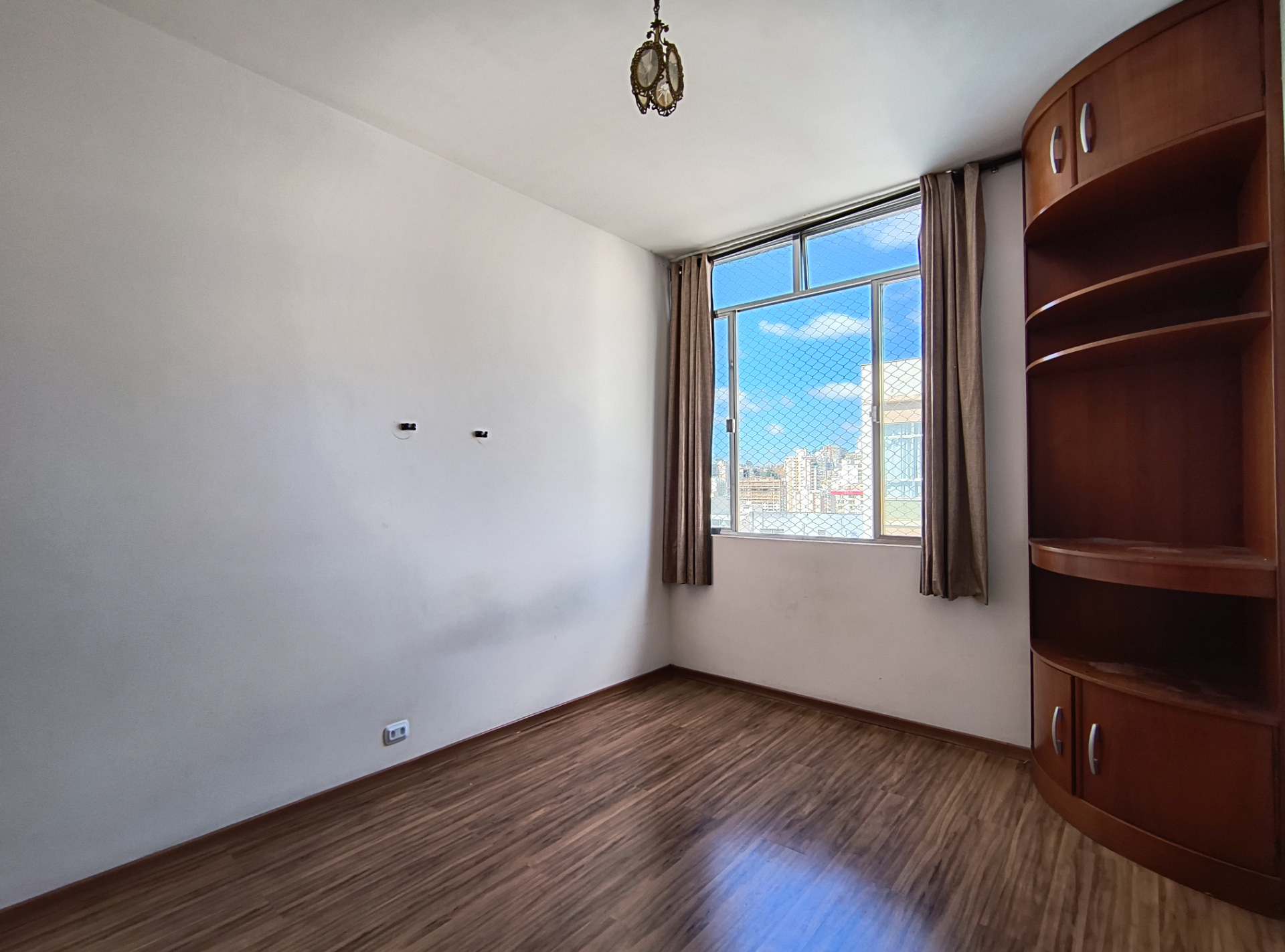 Apartamento amplo no Centro, 2 quartos., foto 3