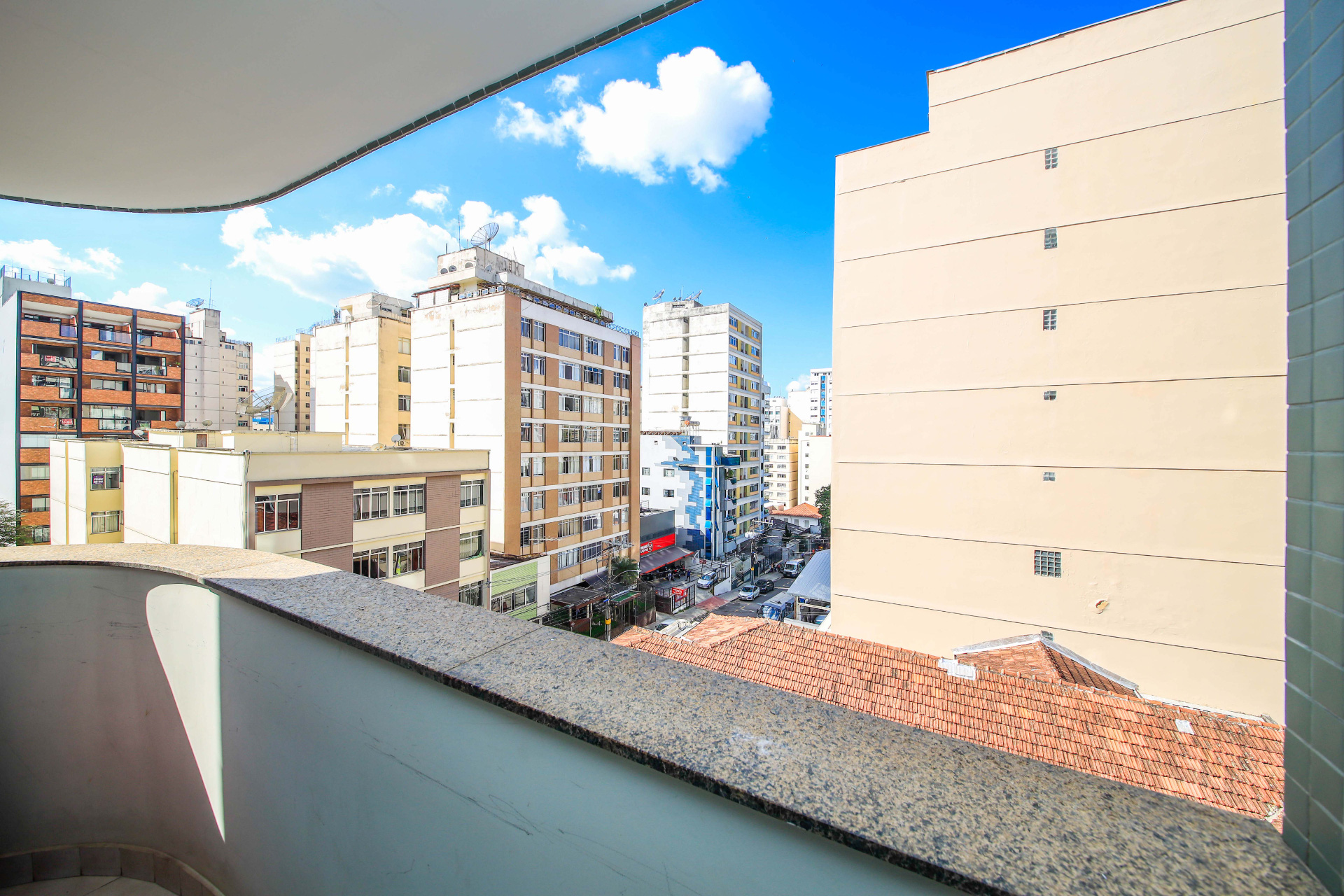 Centro: 4 quartos, 2 suítes, espaço amplo., foto 12