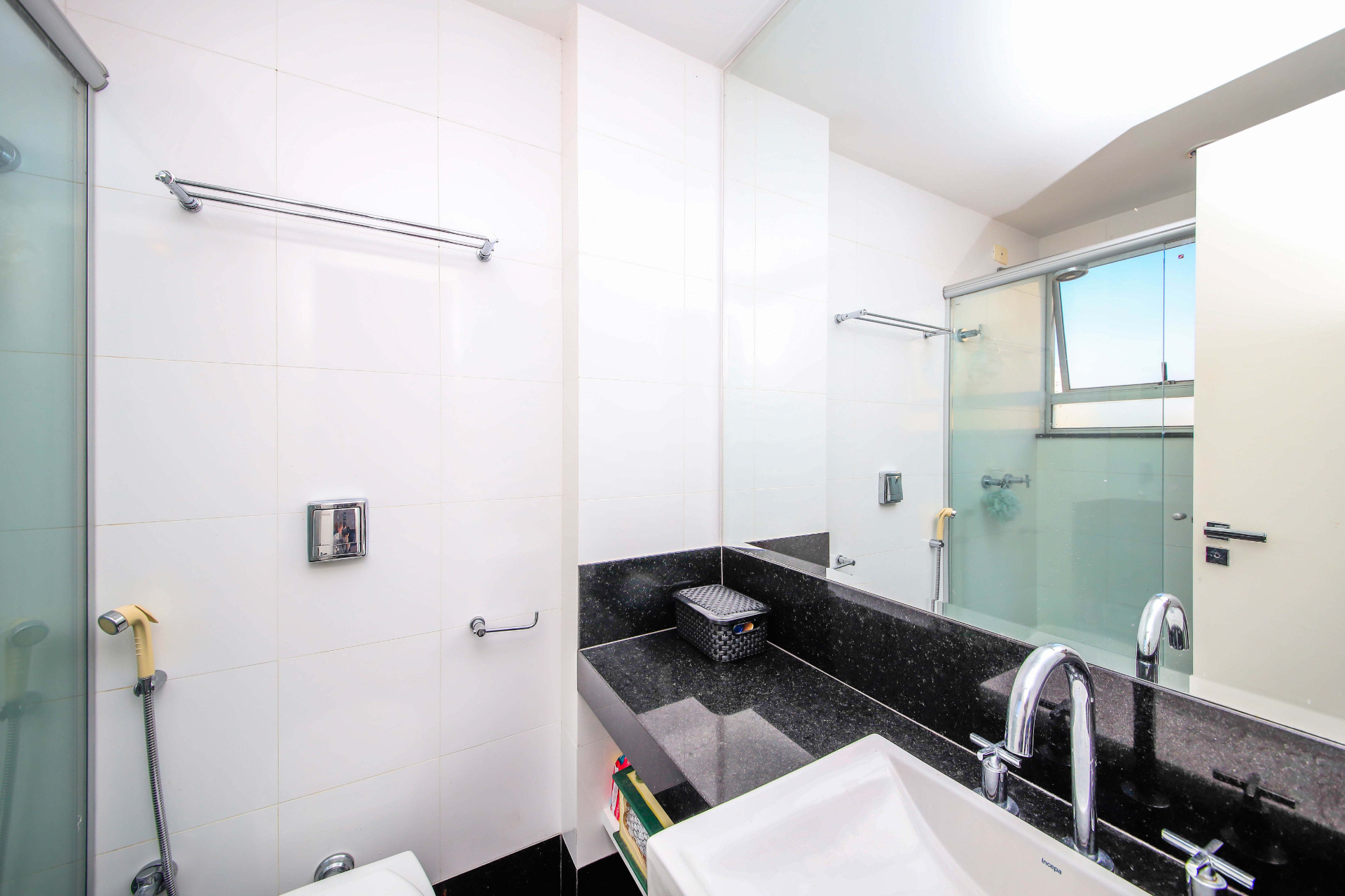 Centro: 4 quartos, 2 suítes, espaço amplo., foto 17