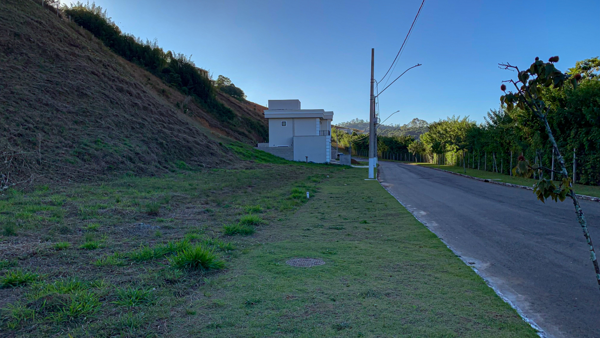 São Pedro: Terreno de 598m² em condomínio reservado, foto 3
