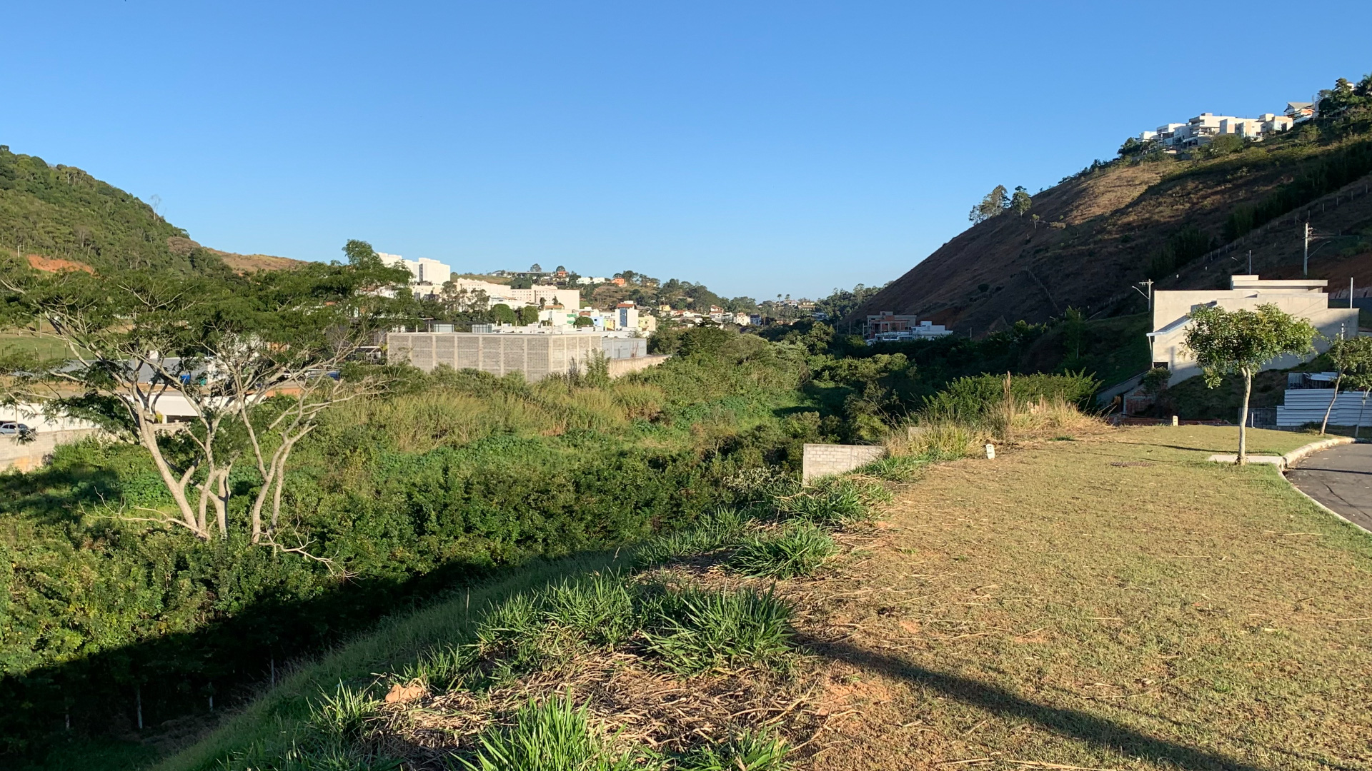 São Pedro: terreno 677m² em área tranquila., foto 1