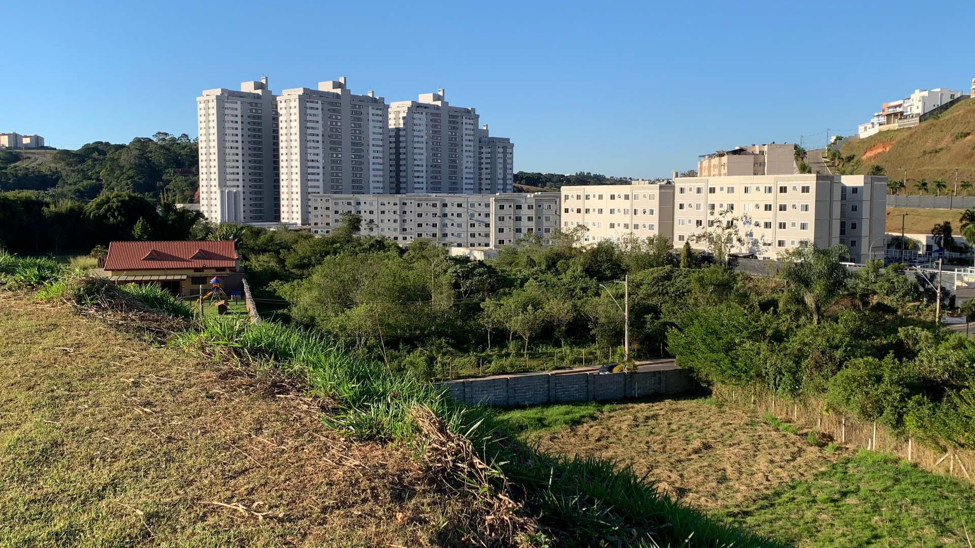 São Pedro: terreno 677m² em área tranquila., foto 2