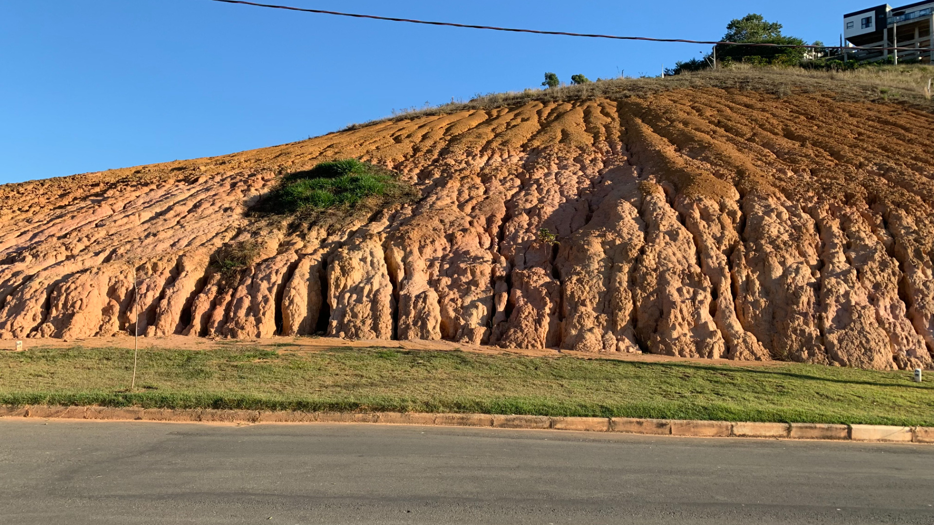 Terreno em São Pedro. 478m² no aclive para construir, foto 2