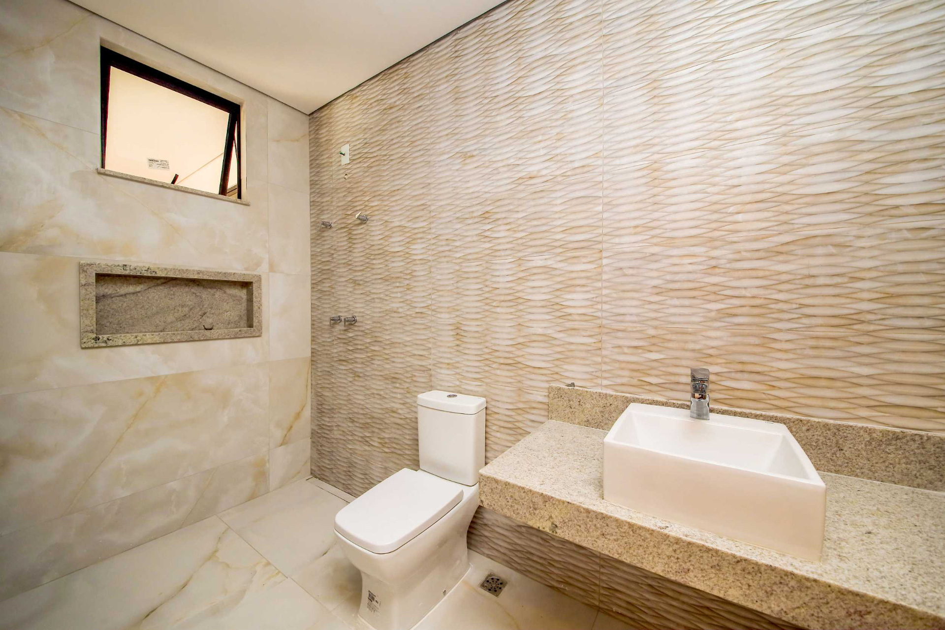 Casa linear no Alvim com lazer e área gourmet., foto 15