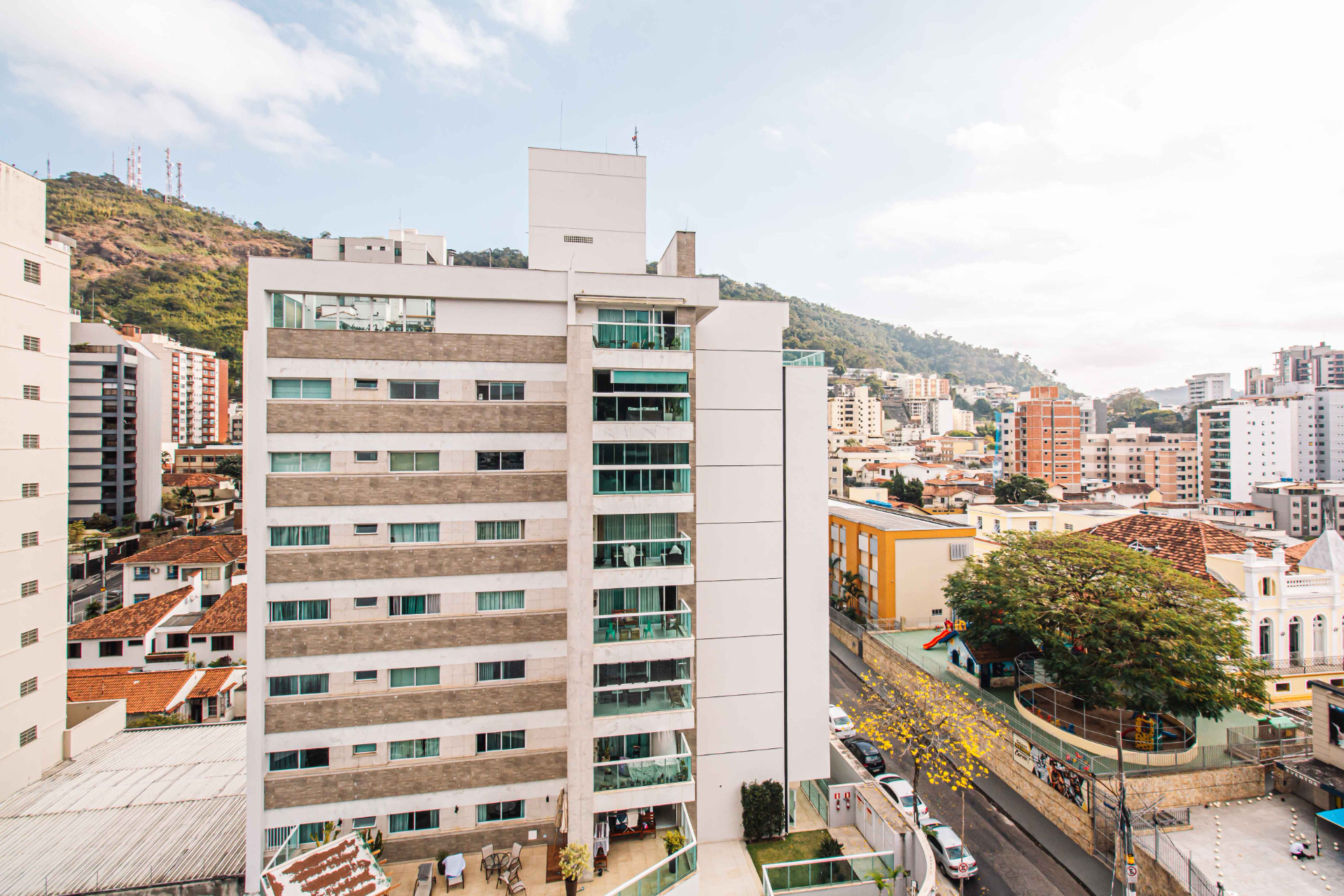 Santa Helena: 240m², 4 suítes, detalhes charmosos., foto 17