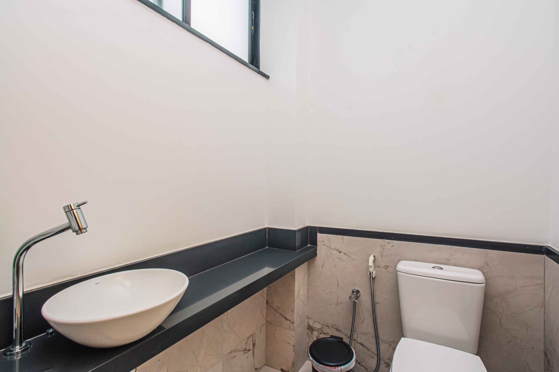 Santa Helena: 240m², 4 suítes, detalhes charmosos., foto 30