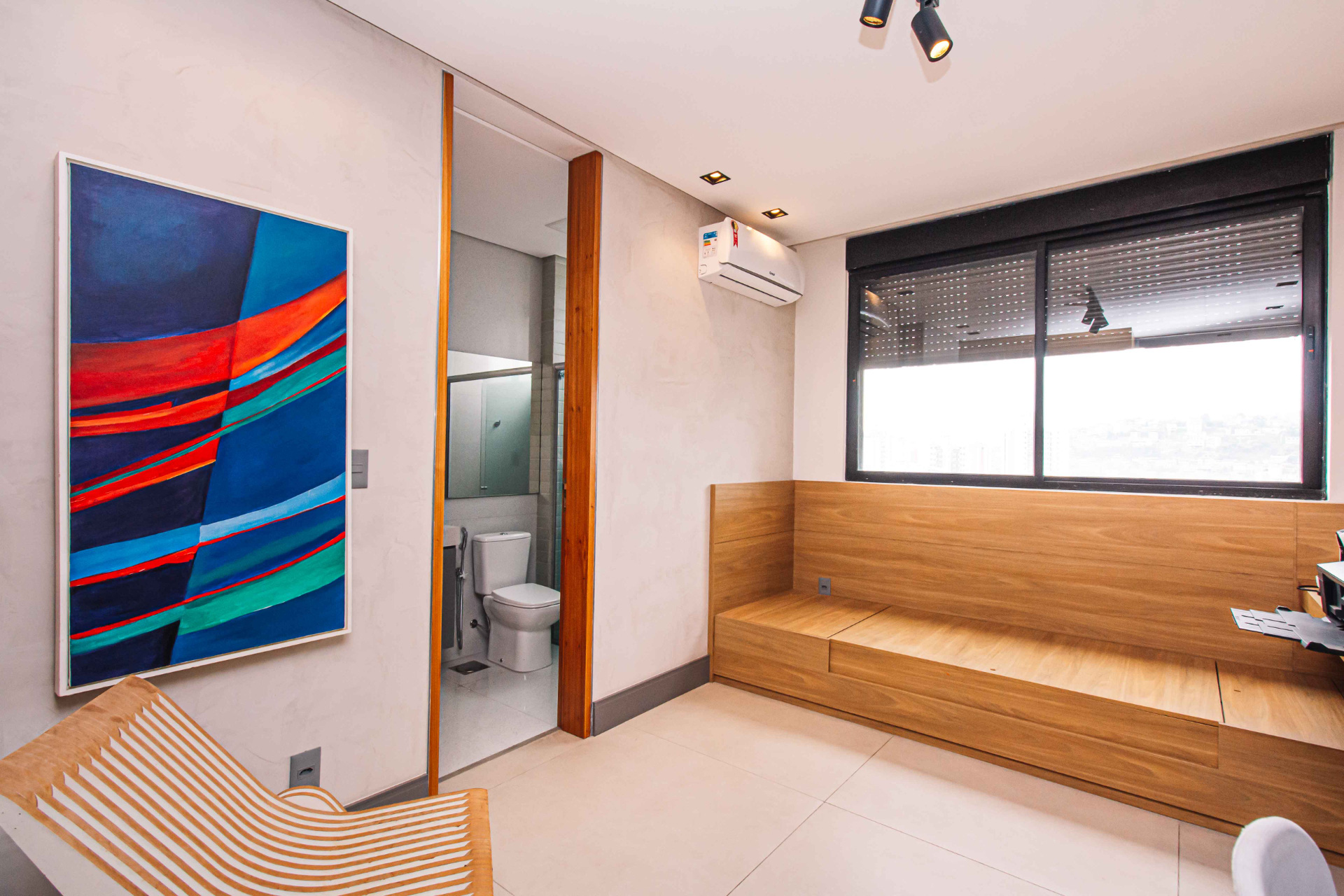 Santa Helena: 240m², 4 suítes, detalhes charmosos., foto 7