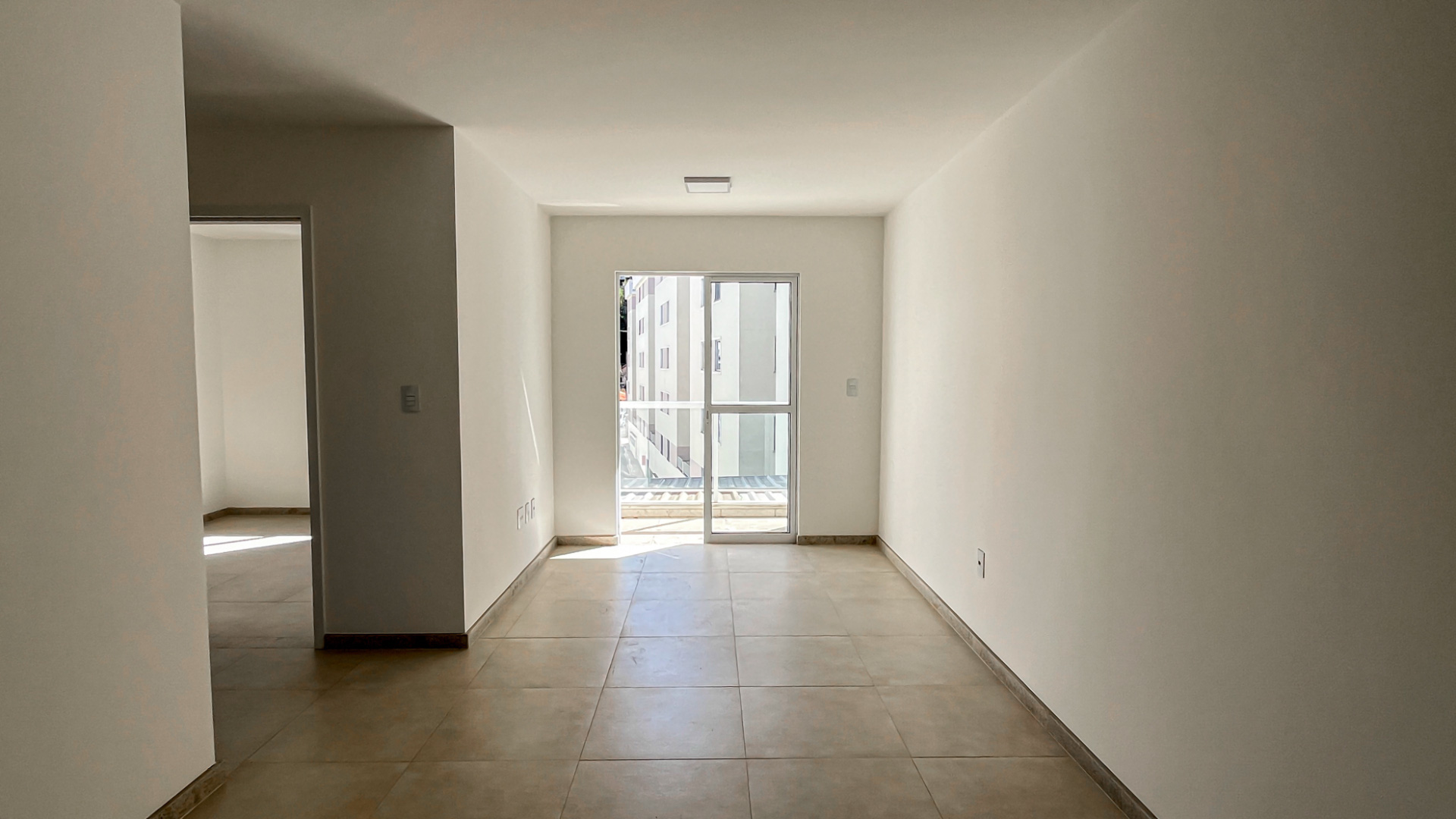 Teixeiras: 2 quartos com varanda de 78m²., foto 1