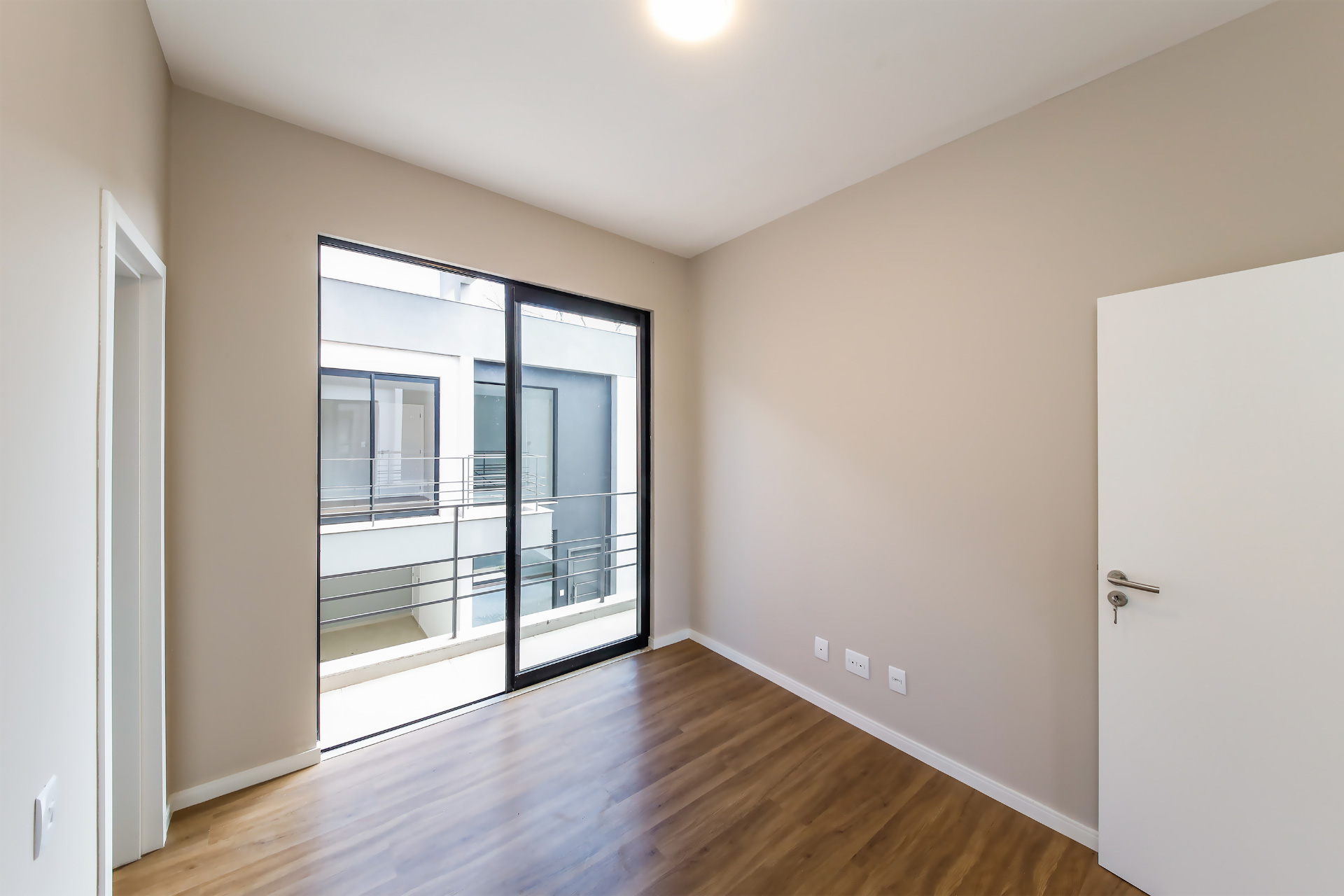 Condomínio reservado, 3 suítes. Casa nova., foto 15