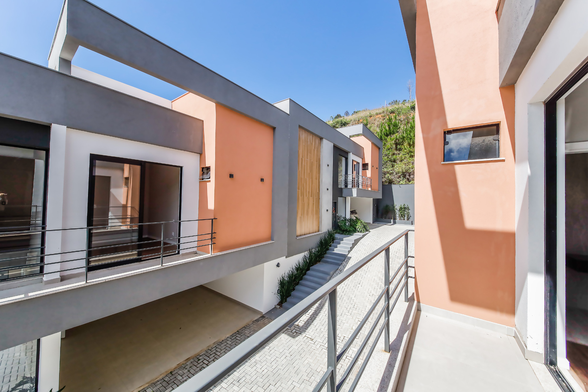 Casa nova, 3 suítes, bairro tranquilo. 2 vagas., foto 12