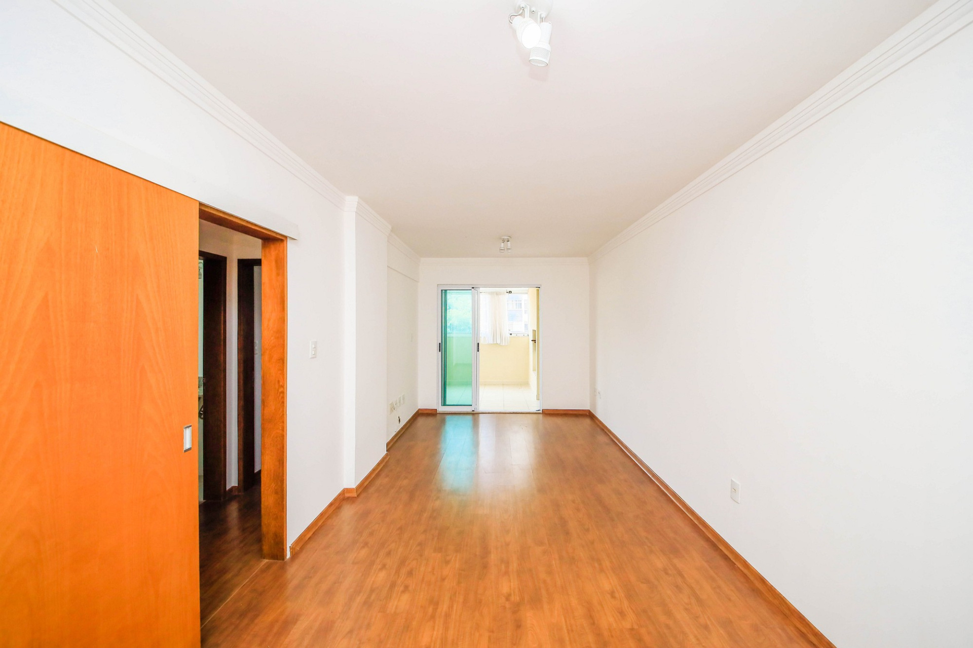Alto dos Passos: 159m², 2 vagas, vista livre e sol da manhã, foto 1