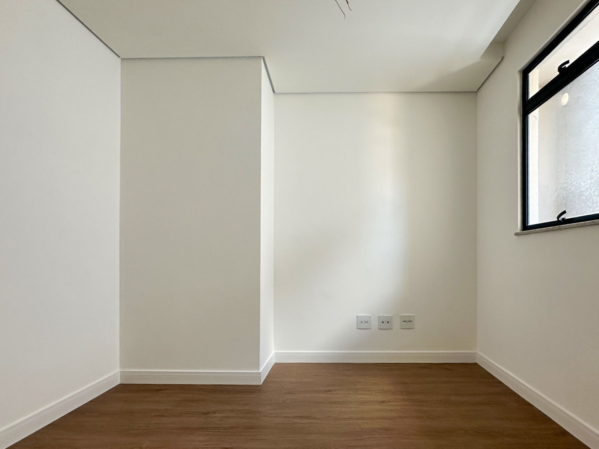 Bom Pastor: 2 suítes. Apartamento iluminado., foto 5