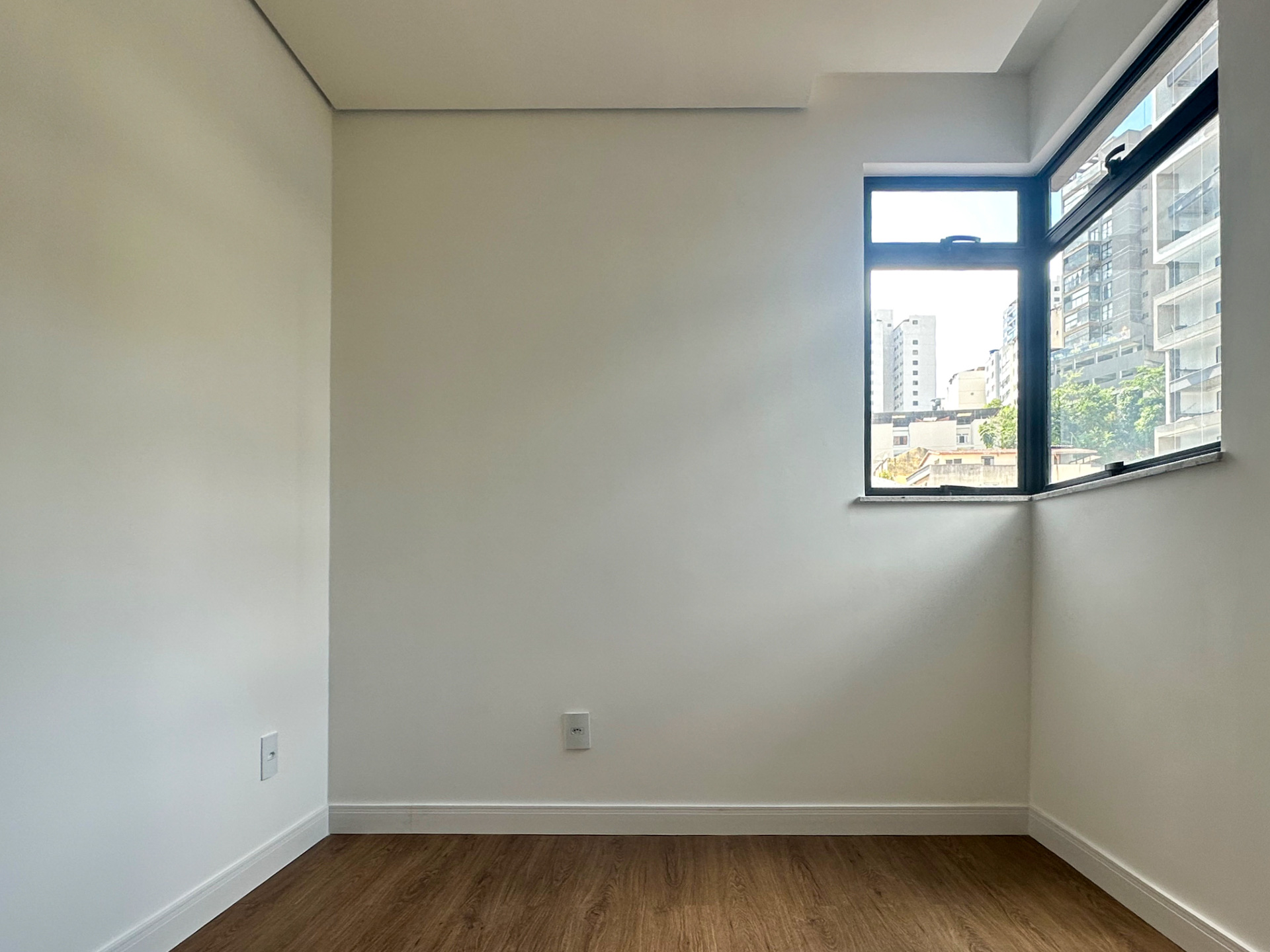 Bom Pastor: 2 suítes. Apartamento iluminado., foto 11
