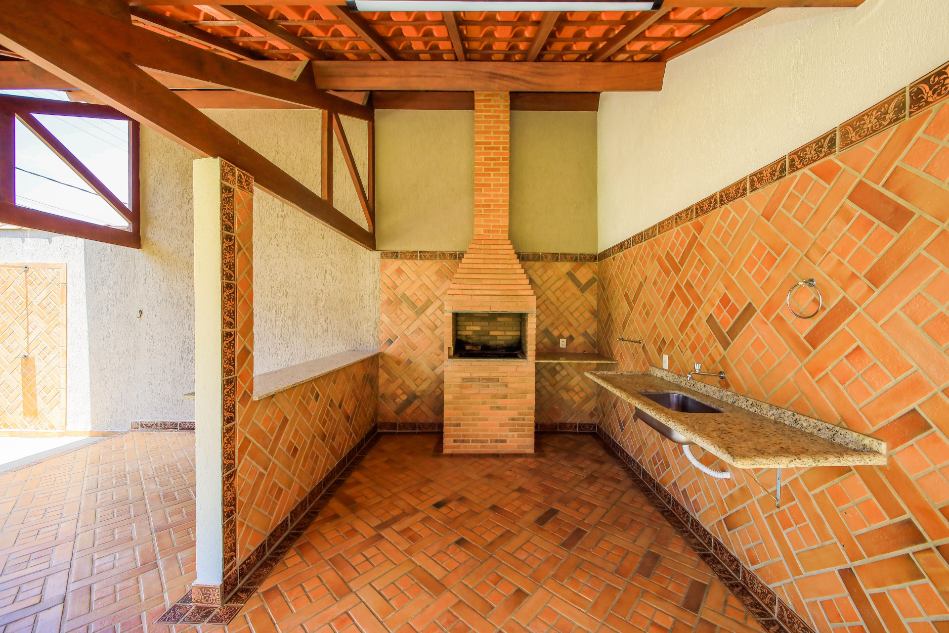 Casa reformada, clássica, em dois terrenos. Spina Ville II, foto 29