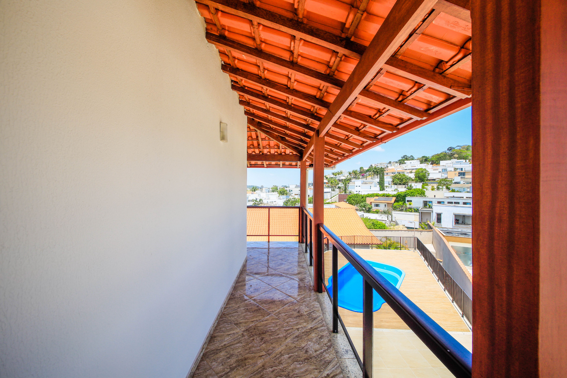 Casa reformada, clássica, em dois terrenos. Spina Ville II, foto 17