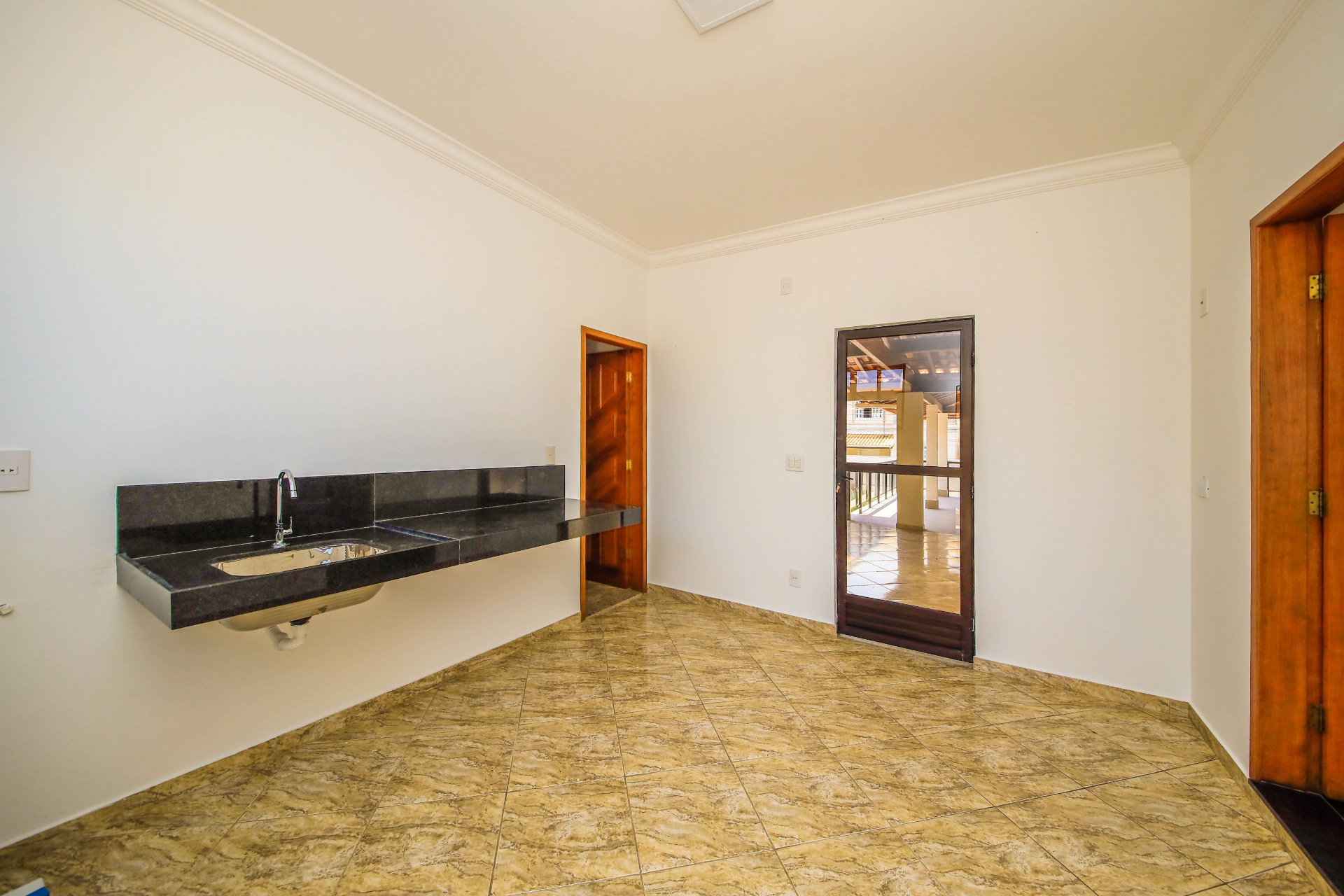 Casa reformada, clássica, em dois terrenos. Spina Ville II, foto 19