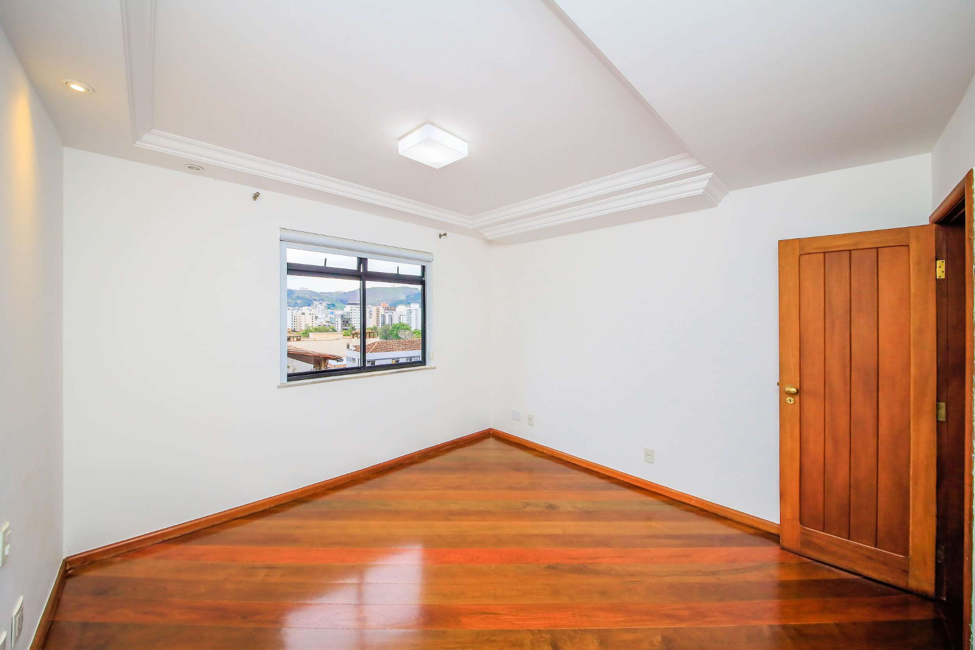 Clássico 312m² no Bom Pastor. 4 vagas e lazer., foto 9