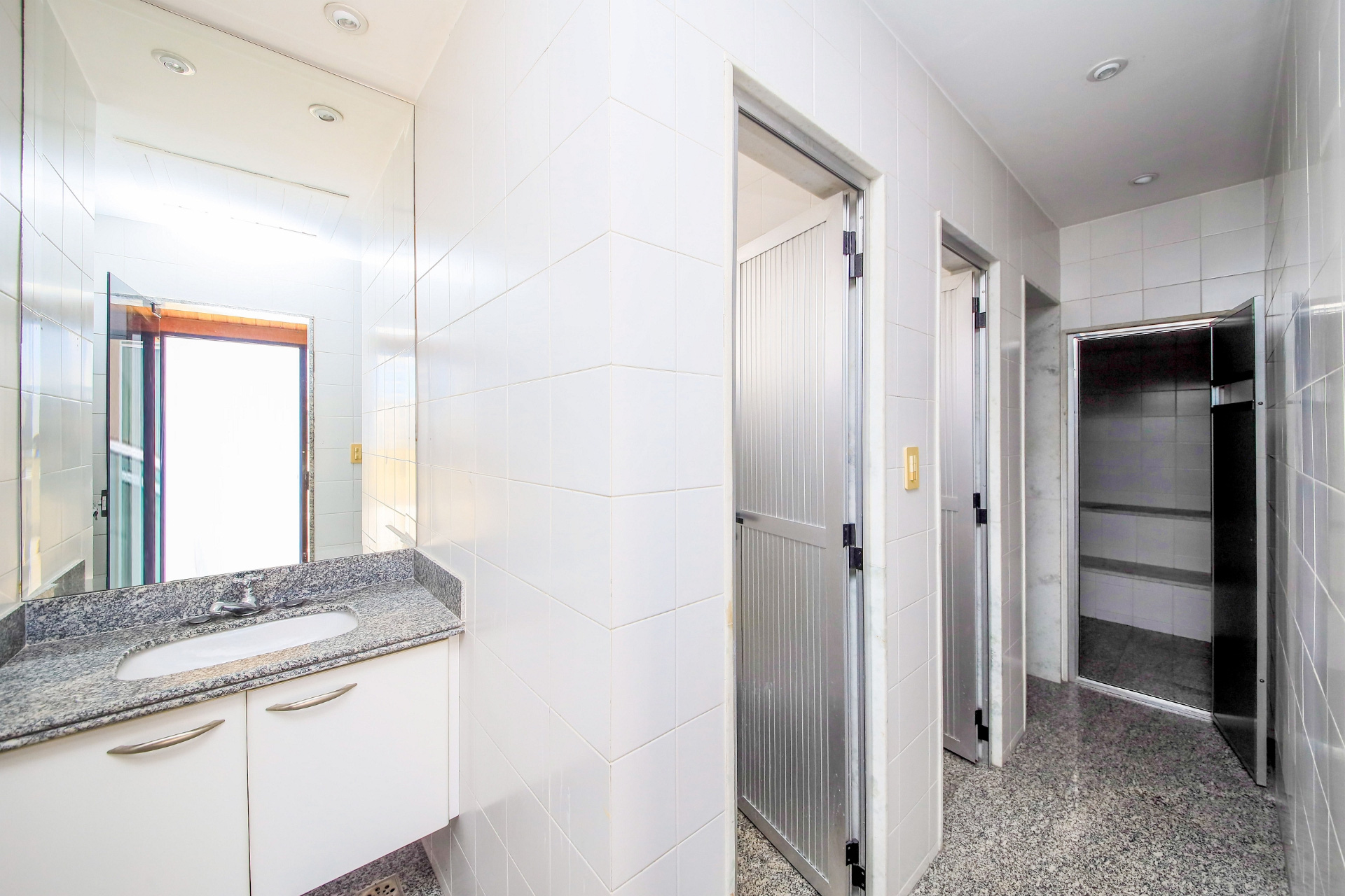 Cobertura no Centro: 418m², 4 vagas. Conforto amplo., foto 32