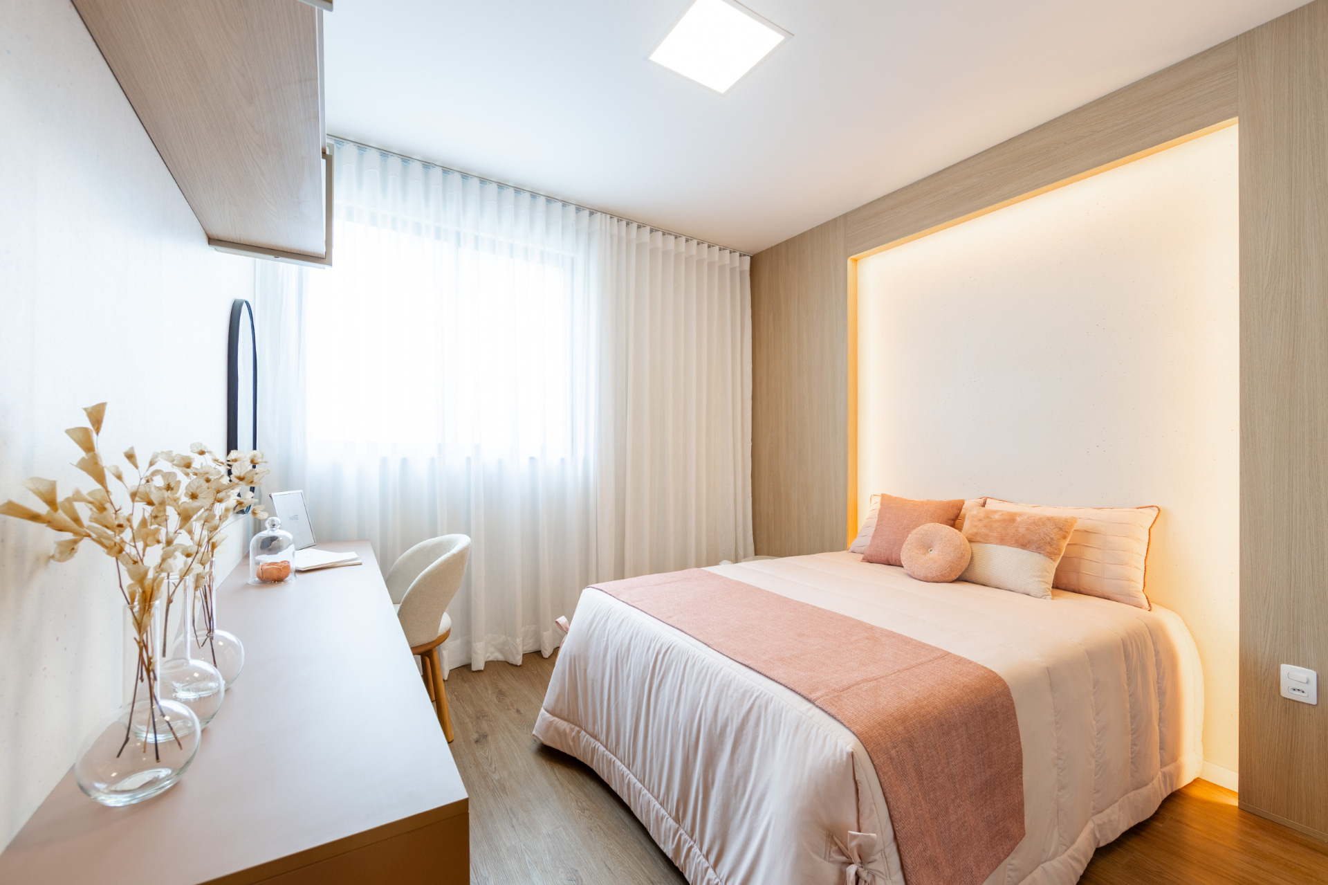 Centro. Apartamento de 156m² com 4 suítes, 2 vagas., foto 25