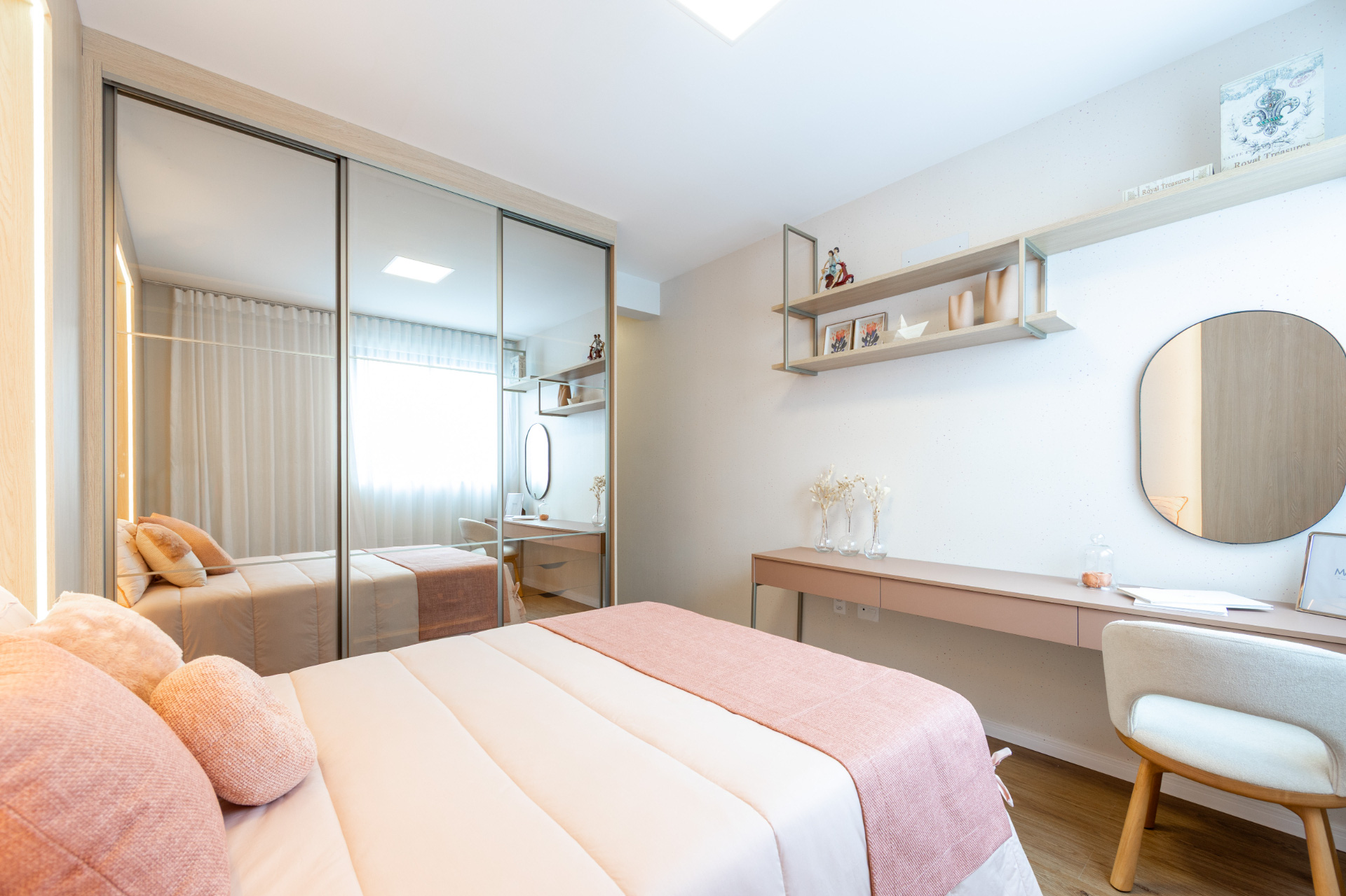 Centro. Apartamento de 156m² com 4 suítes, 2 vagas., foto 26