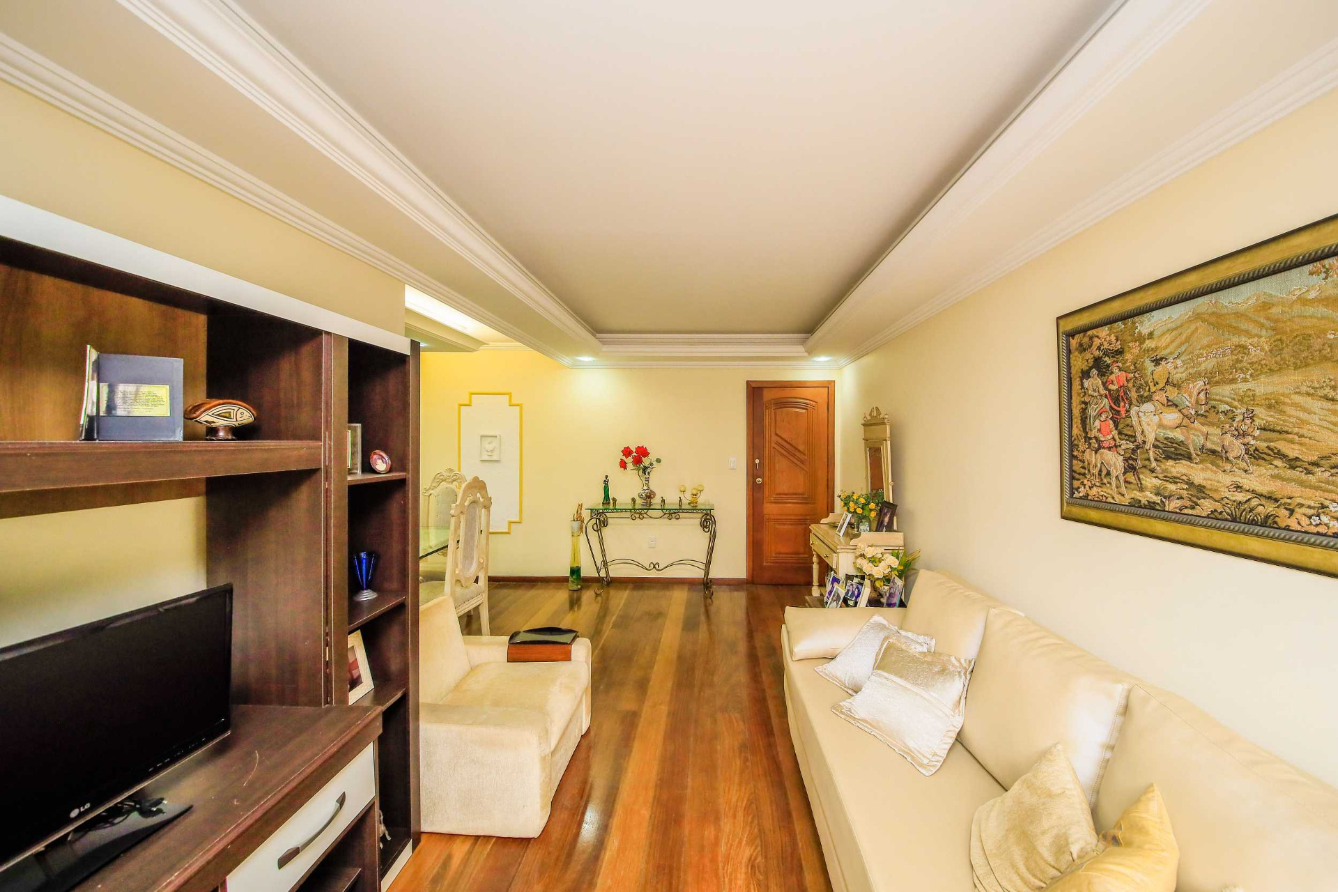 Centro: 3 quartos, suíte e varanda generosa, foto 2