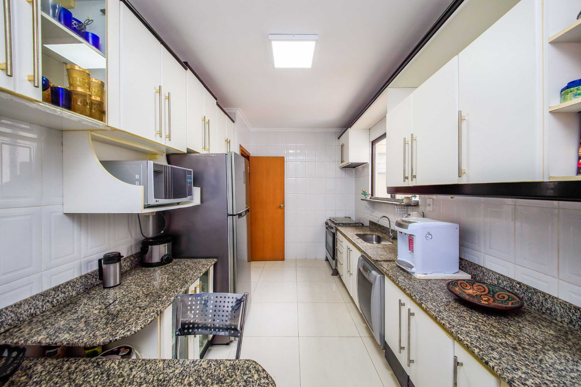 Centro: 3 quartos, suíte e varanda generosa, foto 14