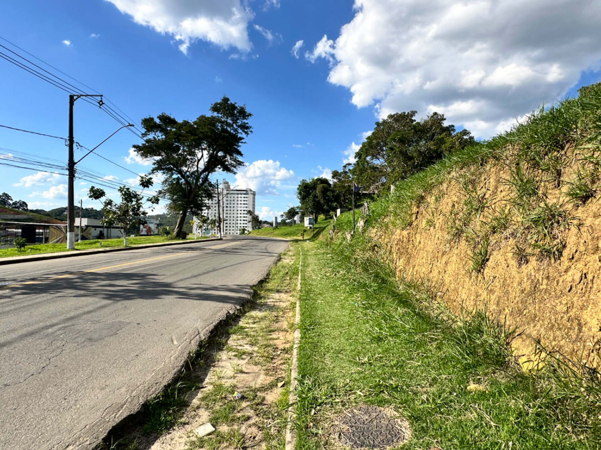 Terreno em São Pedro, 586m², expansão comercial ou familiar, foto 2