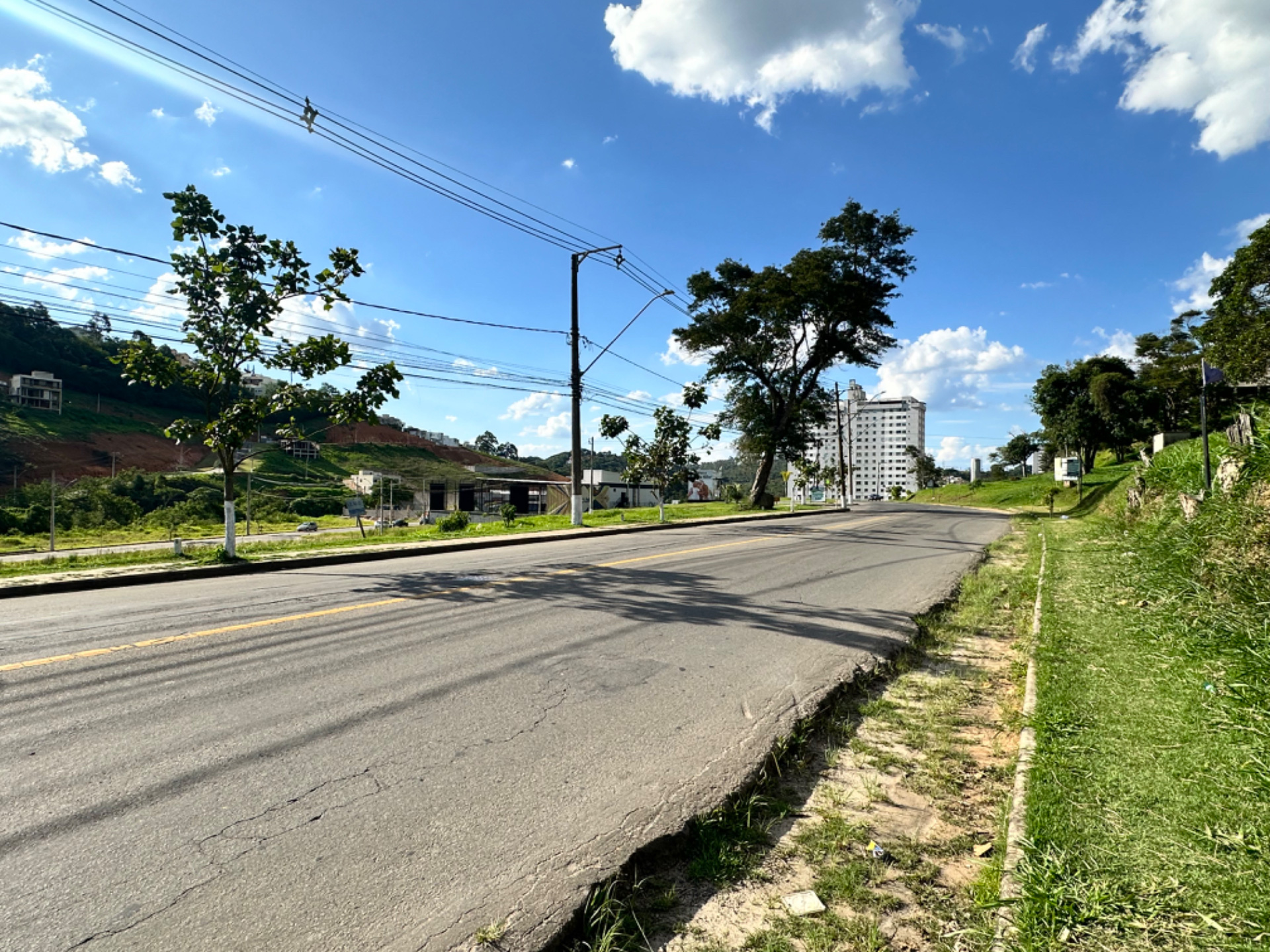 Terreno em São Pedro, 586m², expansão comercial ou familiar, foto 3
