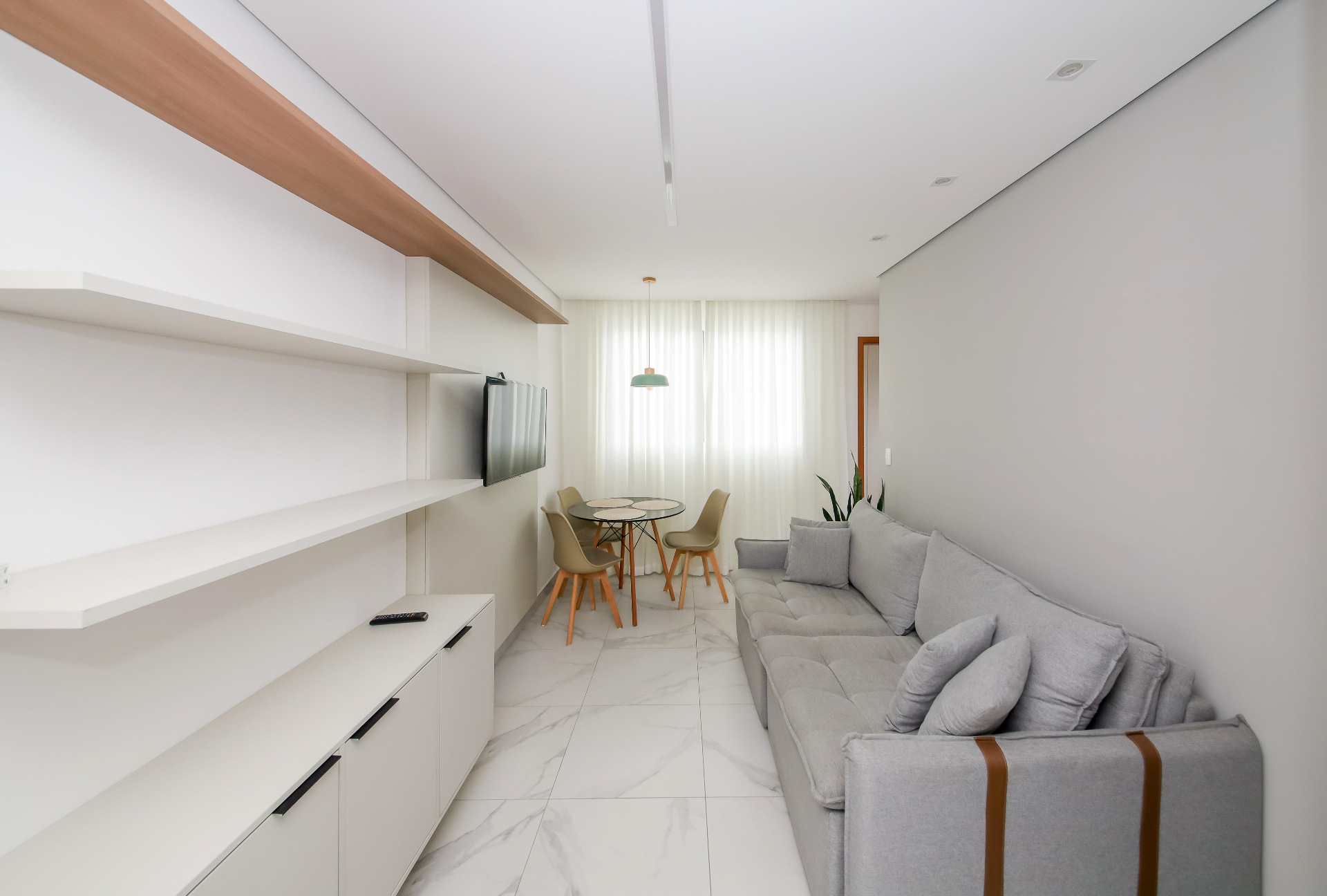 Apto novo, 43m². Reformado e mobiliado, foto 1