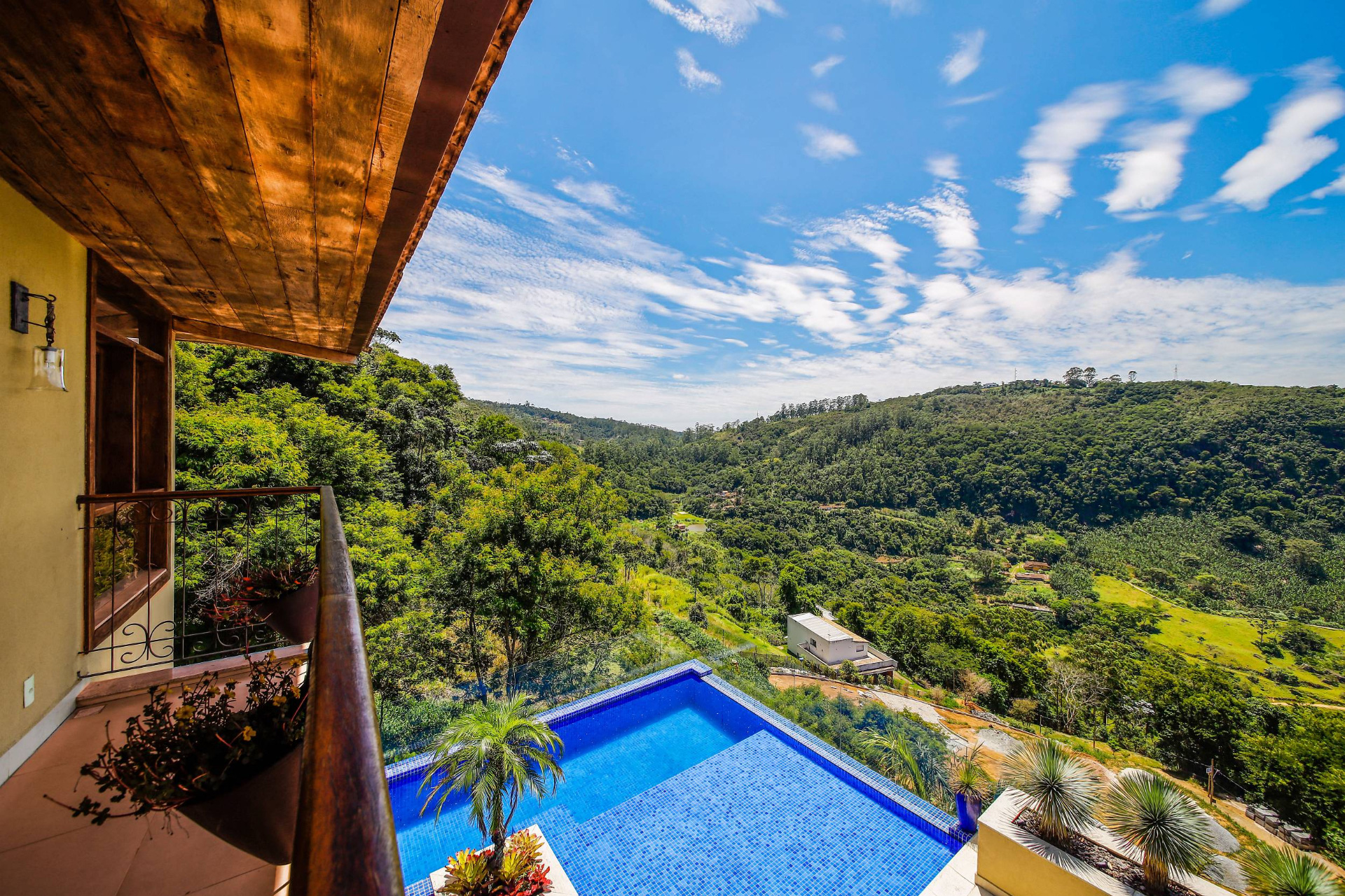 Novo Horizonte: Casa com 5 suítes, privacidade e muito lazer, foto 33