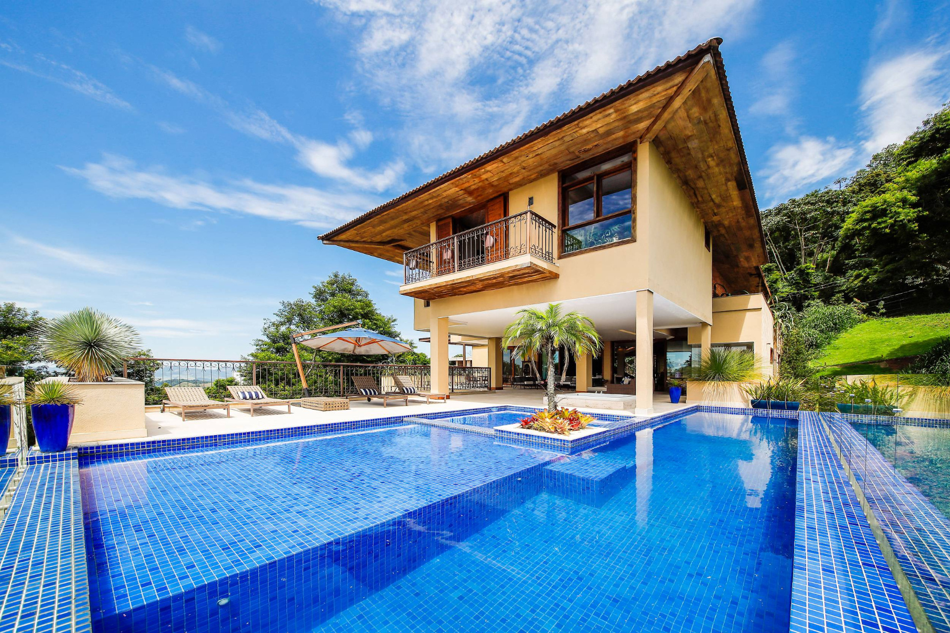 Novo Horizonte: Casa com 5 suítes, privacidade e muito lazer, foto 20