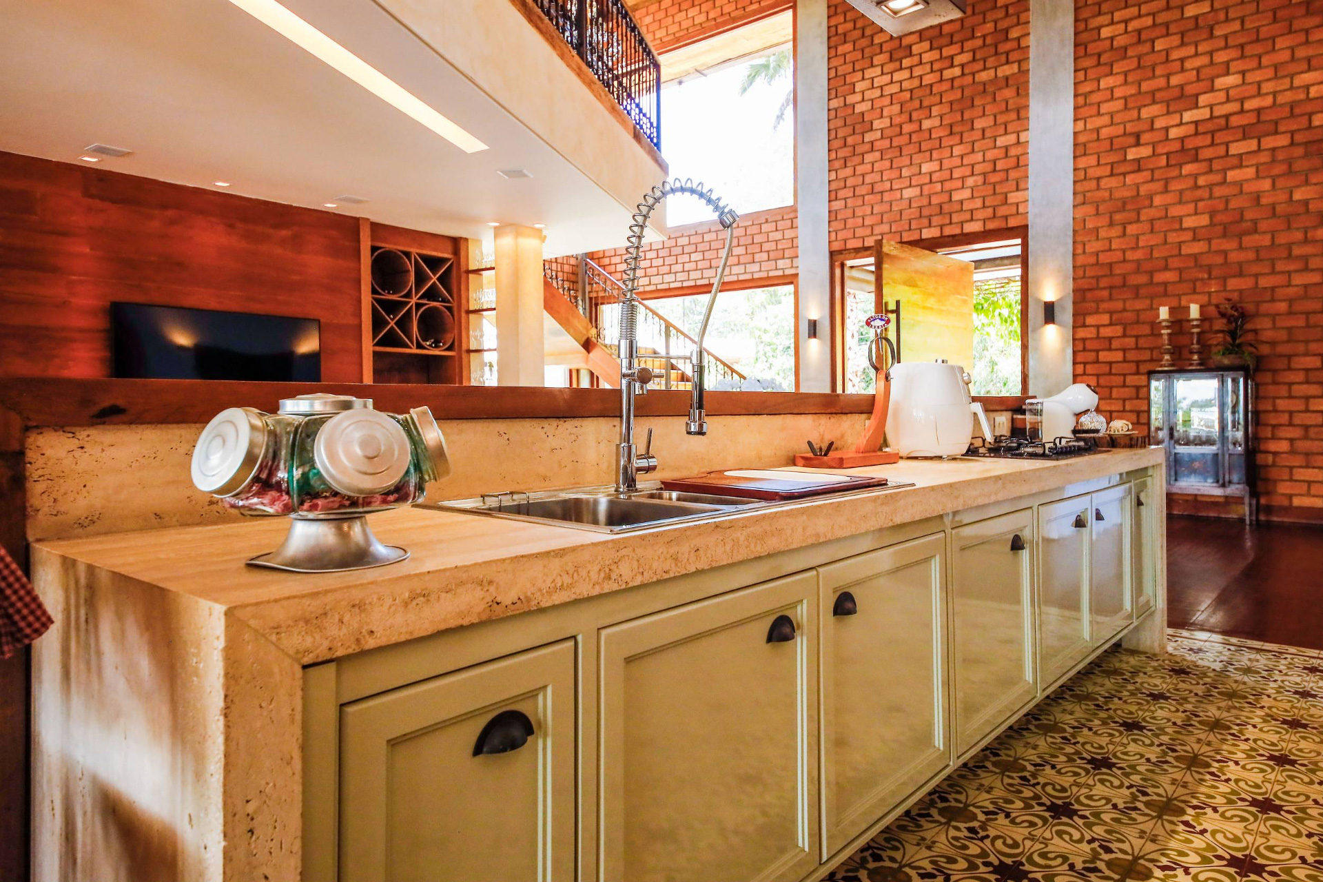 Novo Horizonte: Casa com 5 suítes, privacidade e muito lazer, foto 9