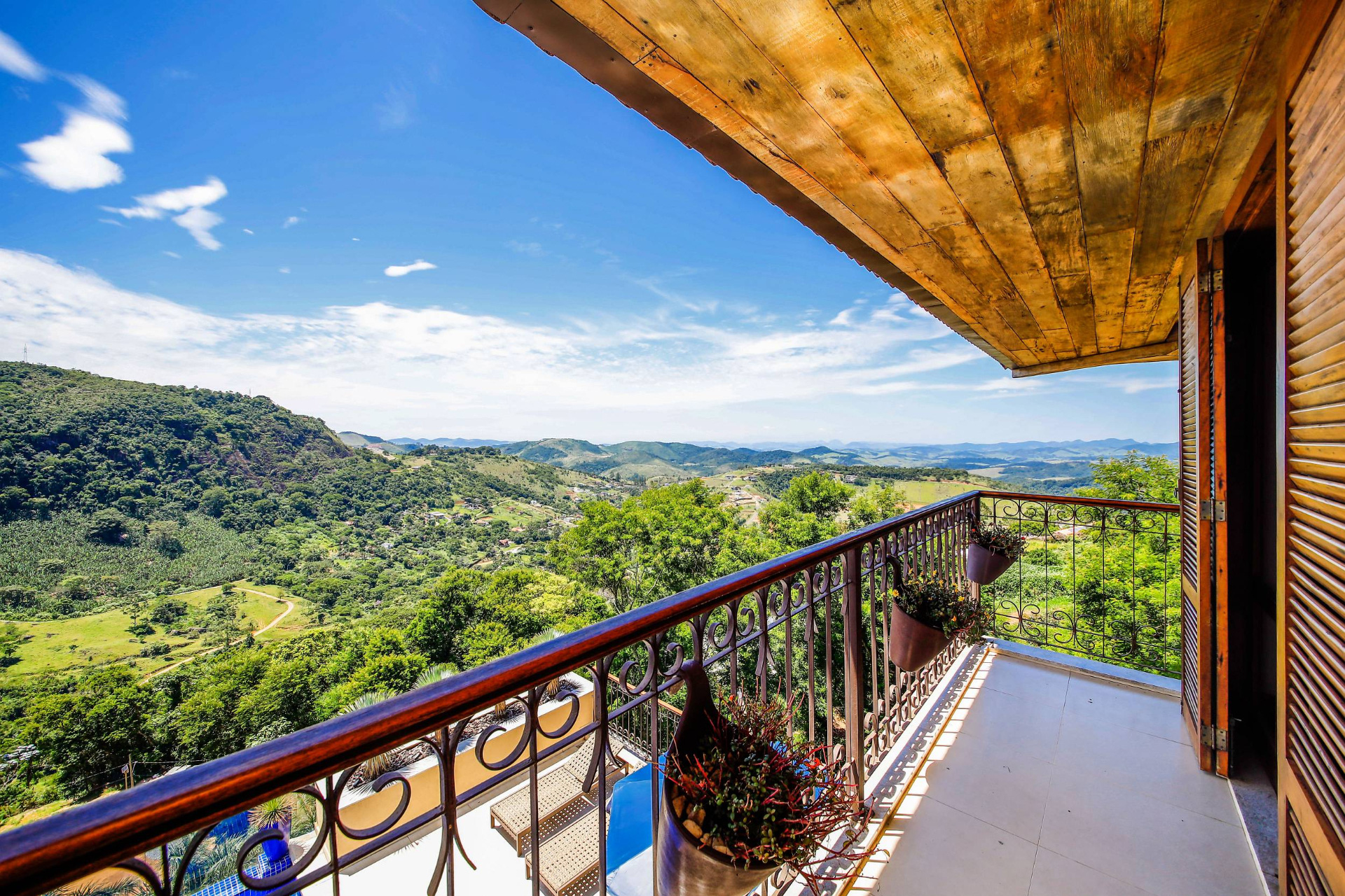 Novo Horizonte: Casa com 5 suítes, privacidade e muito lazer, foto 32