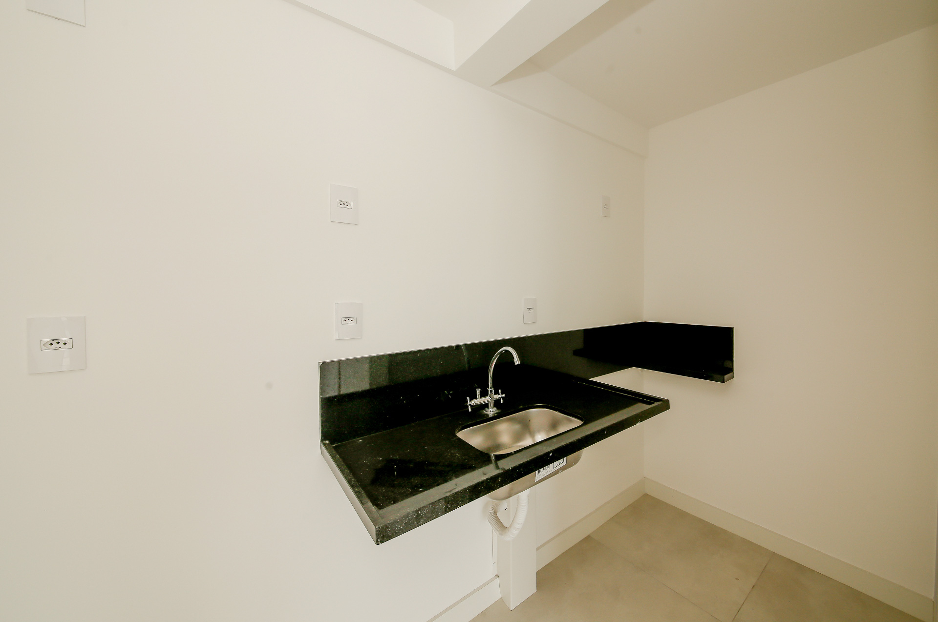 Centro: 2 suítes, 73m², com lazer., foto 2