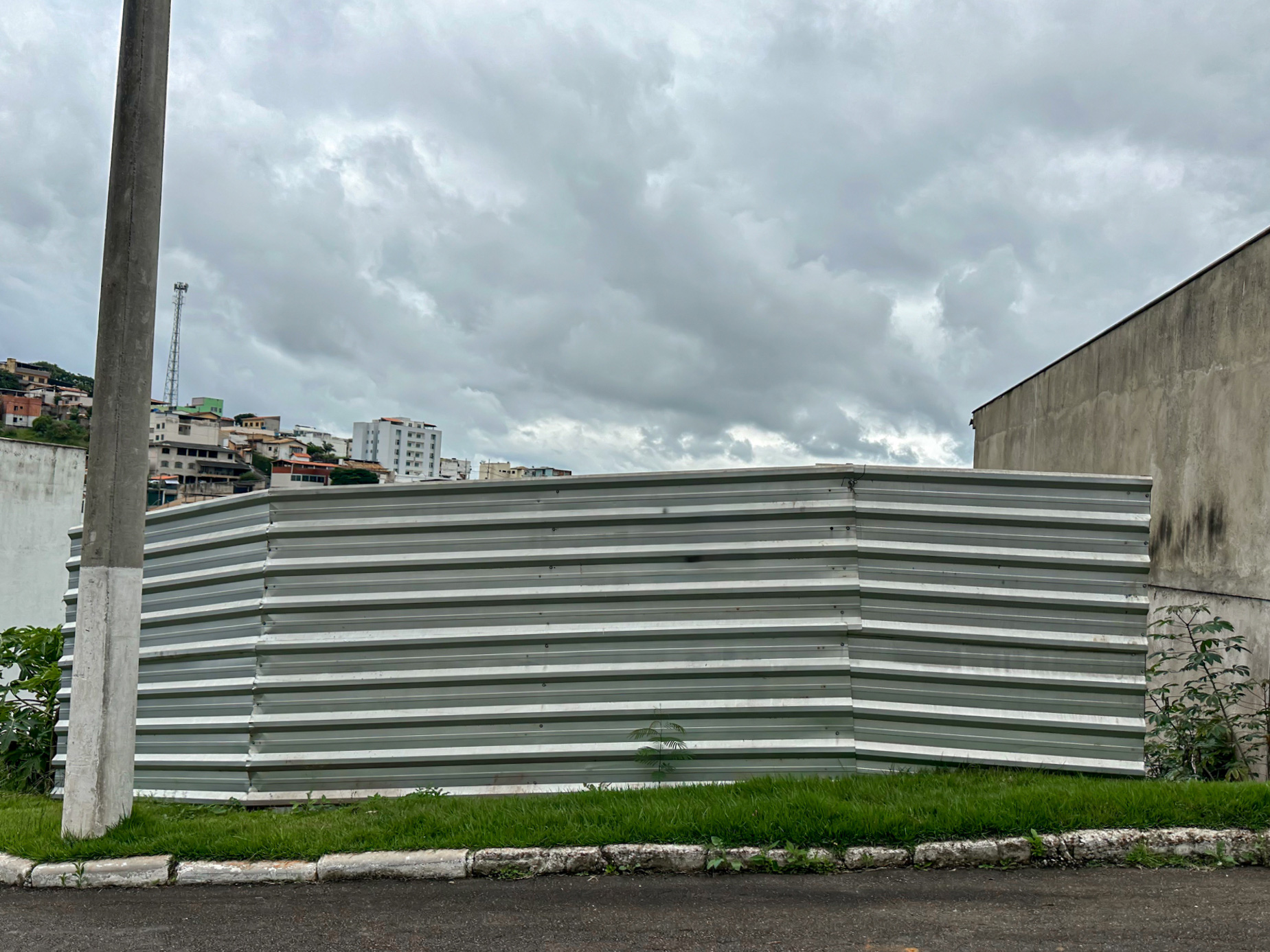 Lote em condomínio, perto da UFJF. 378m²., foto 3