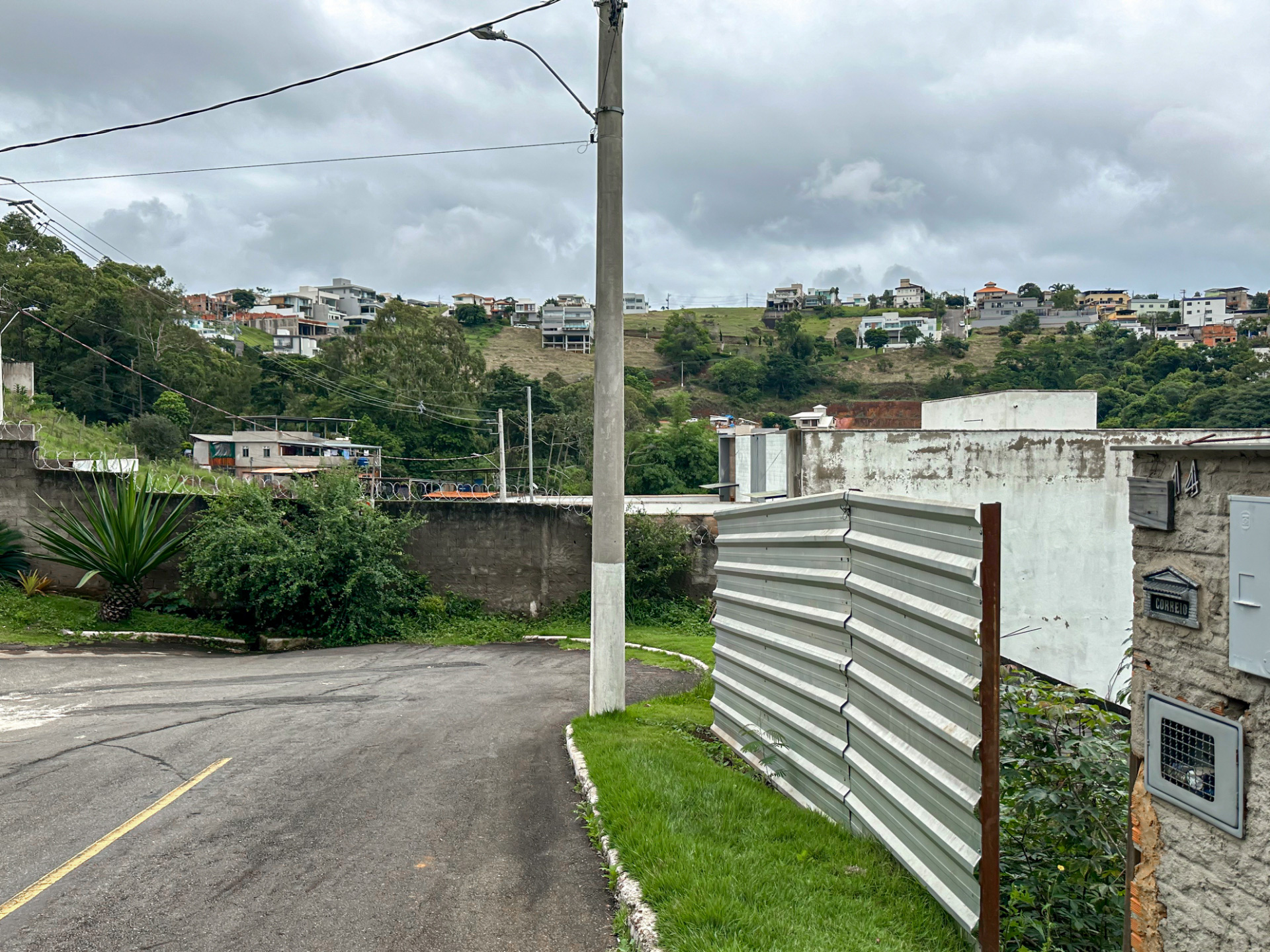 Lote em condomínio, perto da UFJF. 378m²., foto 5