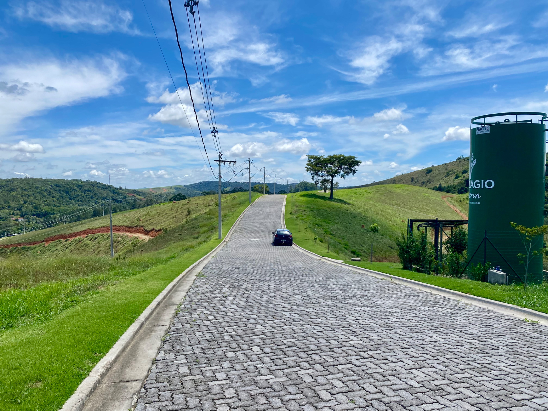 Terreno 1300m² em declive. Vista garantida., foto 5