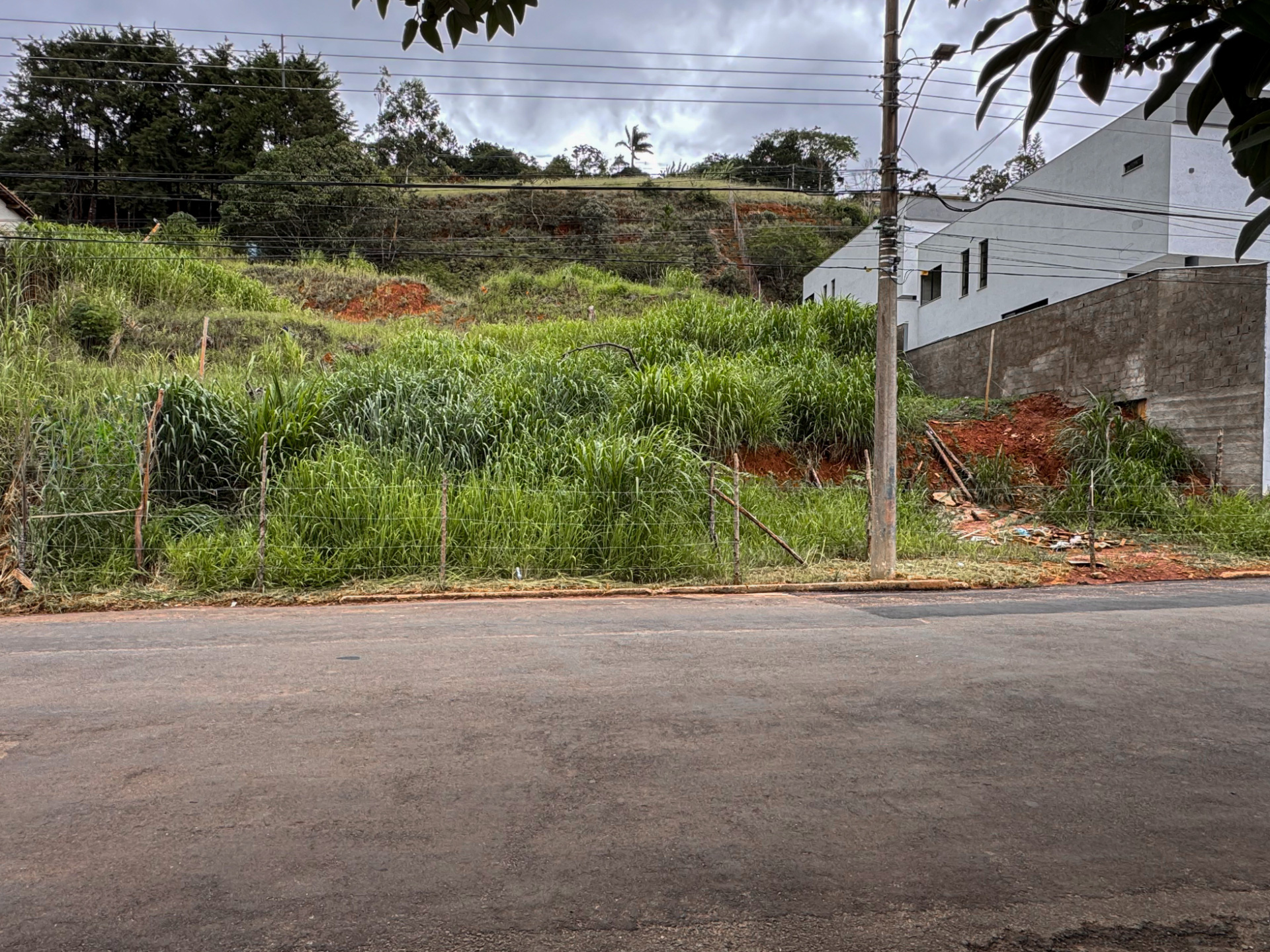 Terreno no Parque Jardim da Serra, 1033m²., foto 1