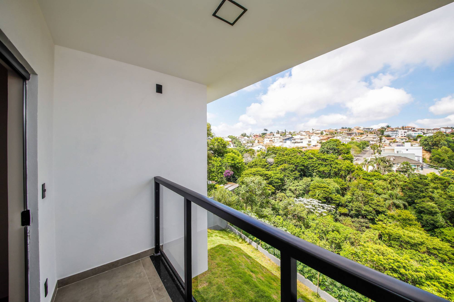 Casa nova no São Pedro com quintal. 187m²., foto 6