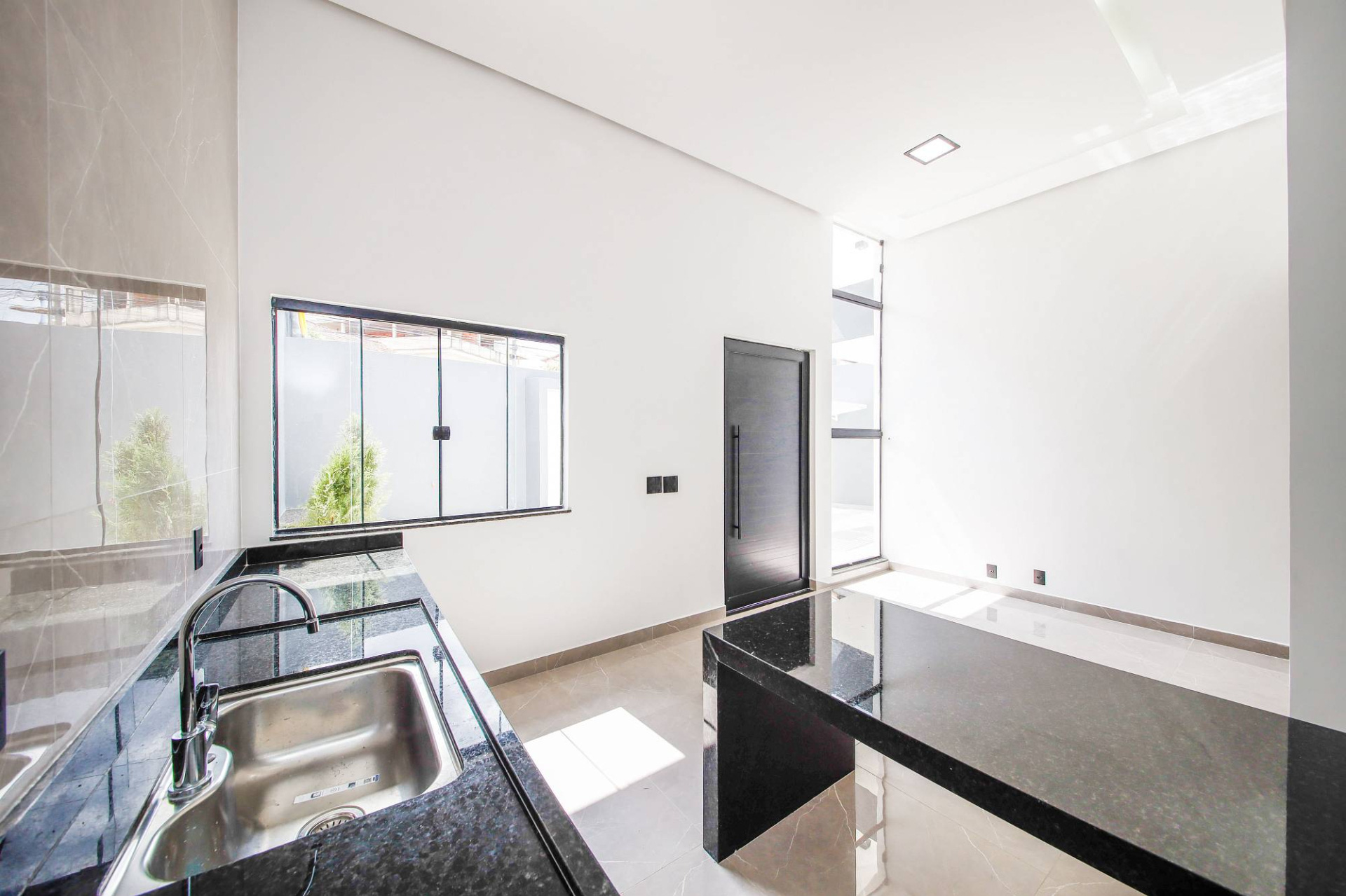 Casa nova no São Pedro com quintal. 187m²., foto 3