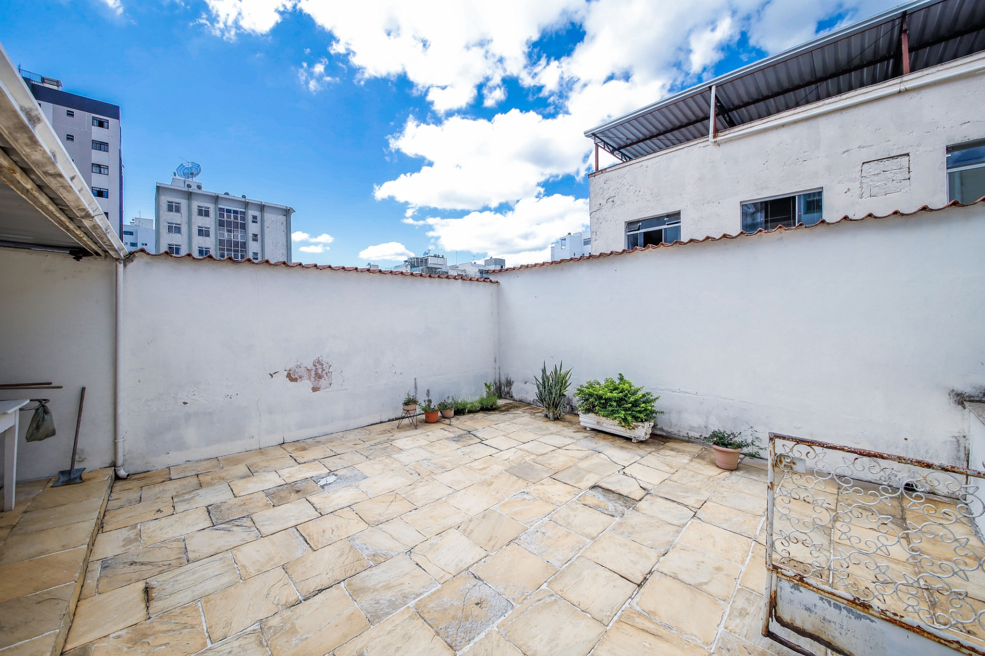 Casa no Centro. 4 quartos e bom espaço de jardim., foto 13