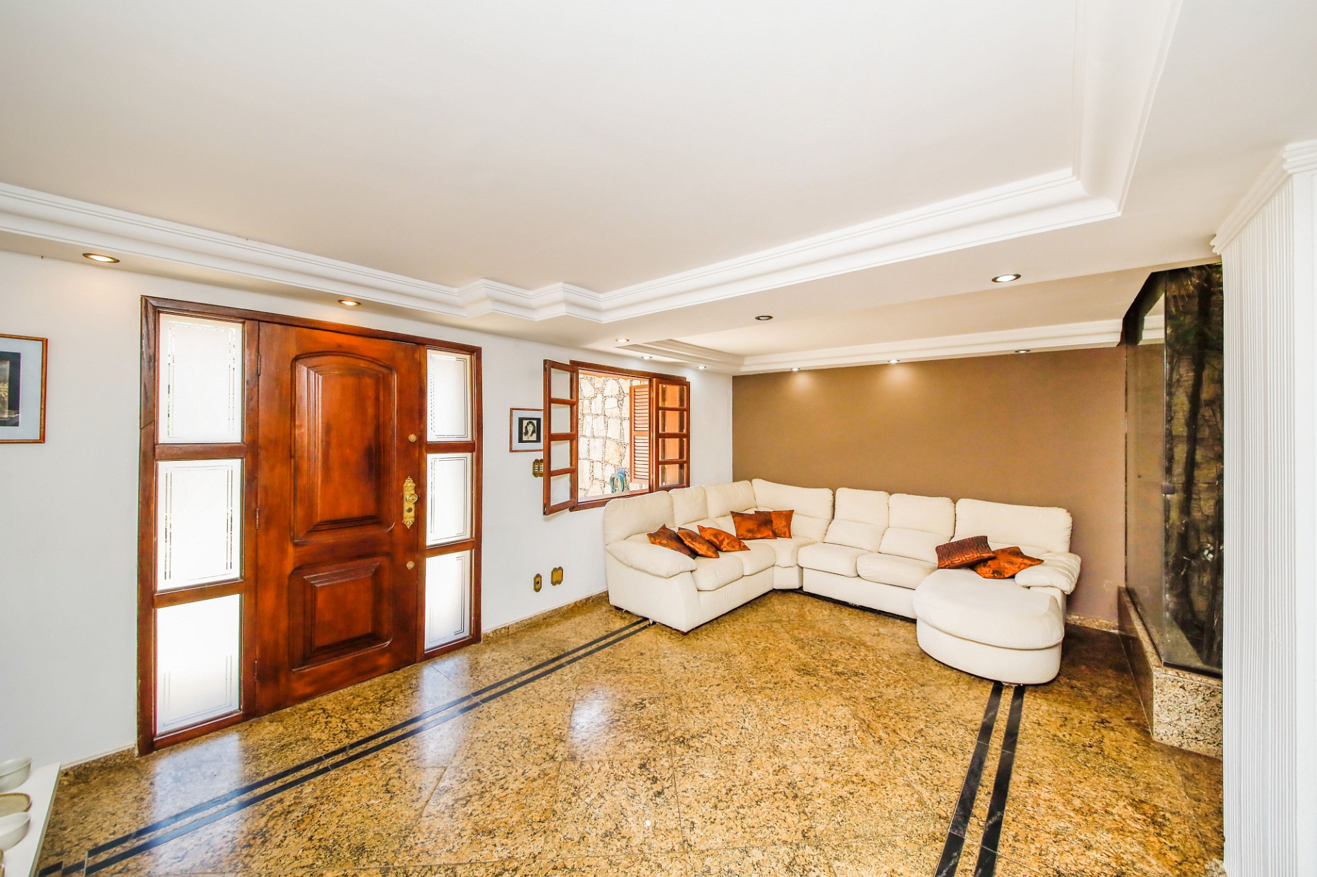 Vale do Ipê. Casa espaçosa e com muito lazer., foto 6