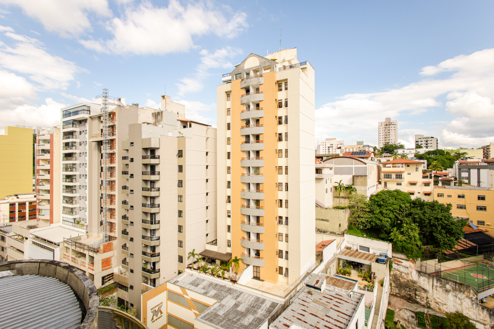 4 quartos, 2 suítes. Varanda e 2 vagas em São Mateus., foto 6