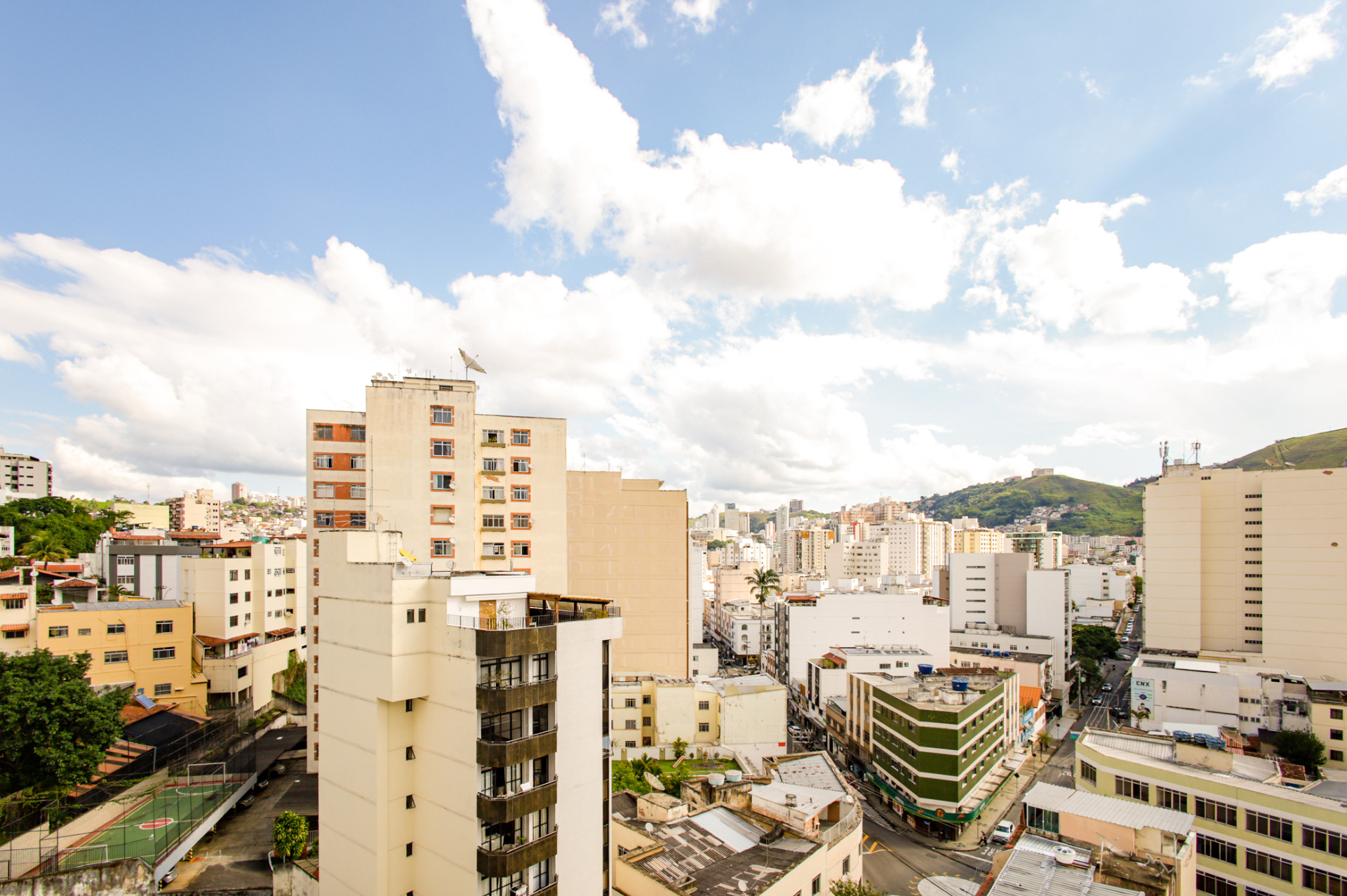 4 quartos, 2 suítes. Varanda e 2 vagas em São Mateus., foto 7
