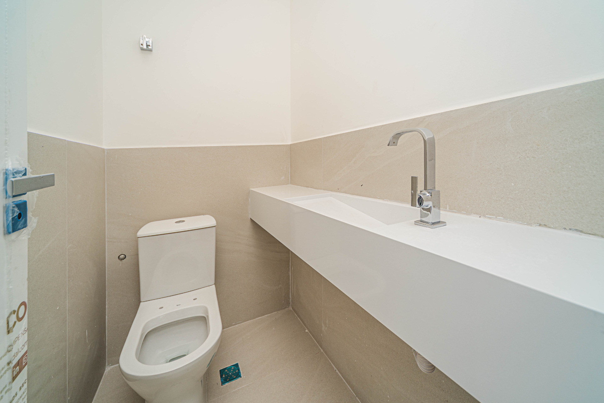 4 suítes e 3 vagas no Bom Pastor. 220m² de conforto., foto 3