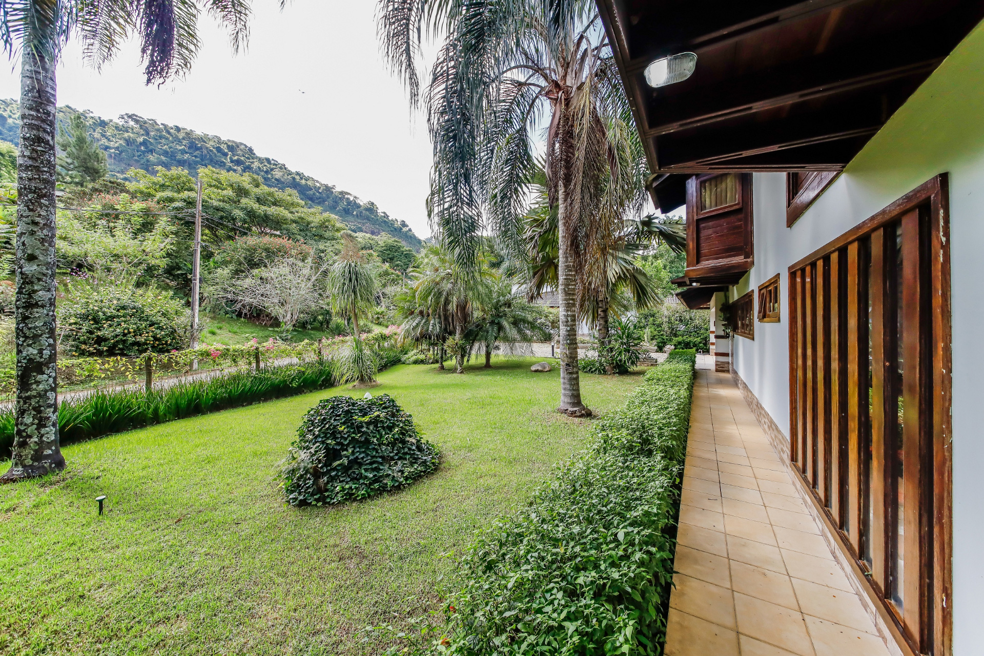 Salvaterra: Terreno de 3 mil m² com casa de 166m² e 2 vagas, foto 5
