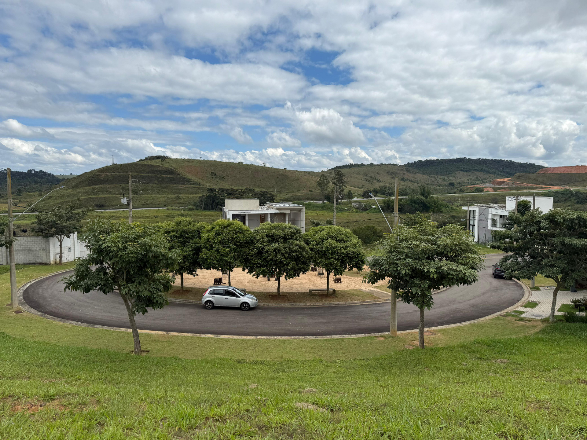 Alphaville: 965 m² em frente à praça., foto 4