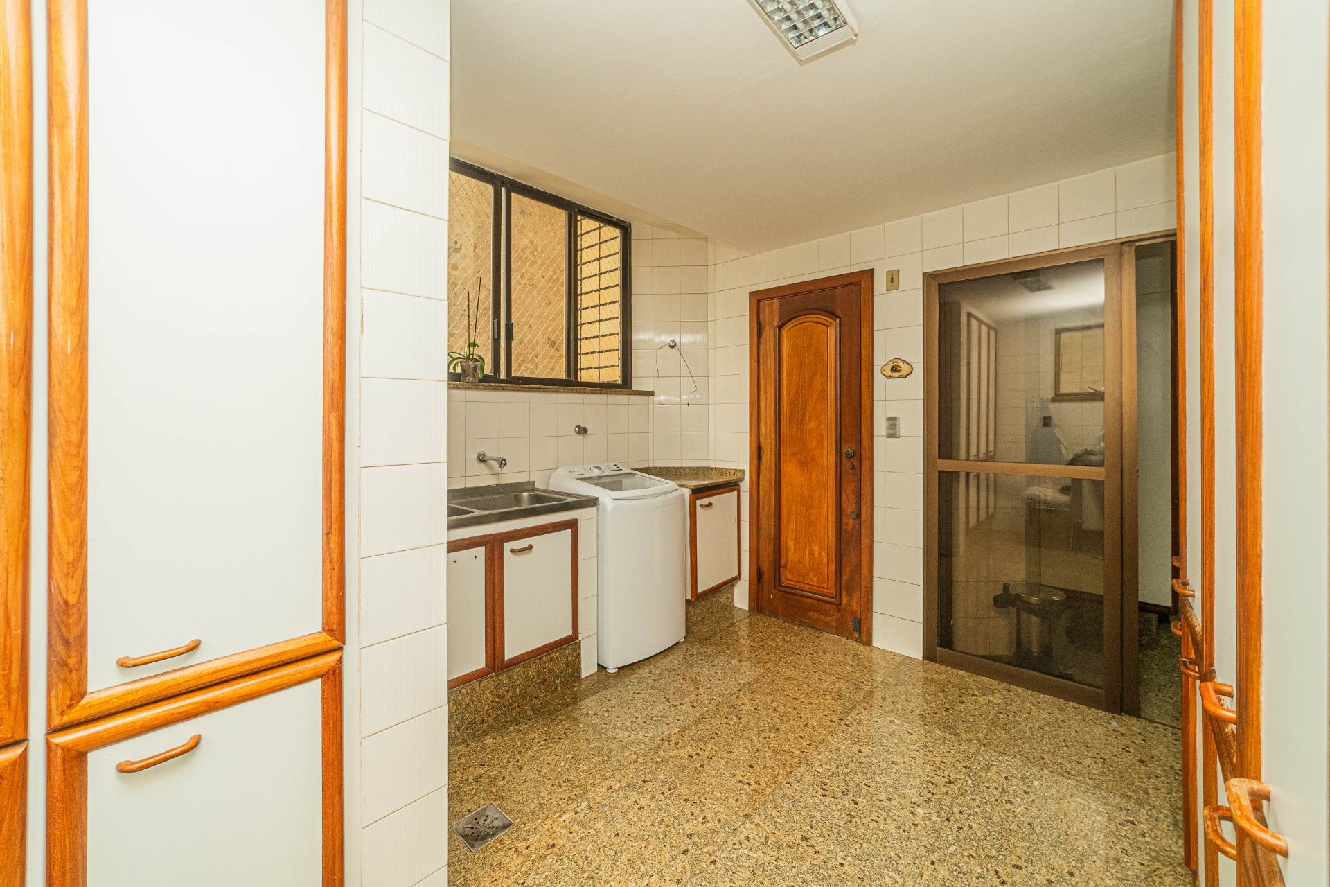Centro: 320m², 4 quartos, 2 vagas. Espaço de sobra., foto 22
