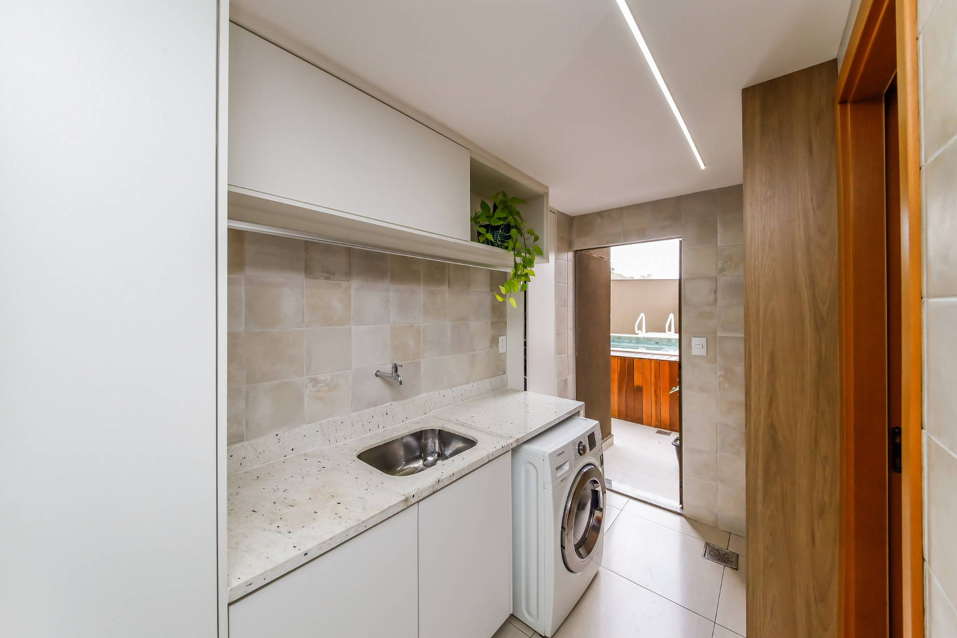 Cascatinha: Garden com 3 suítes, piscina e área gourmet., foto 22